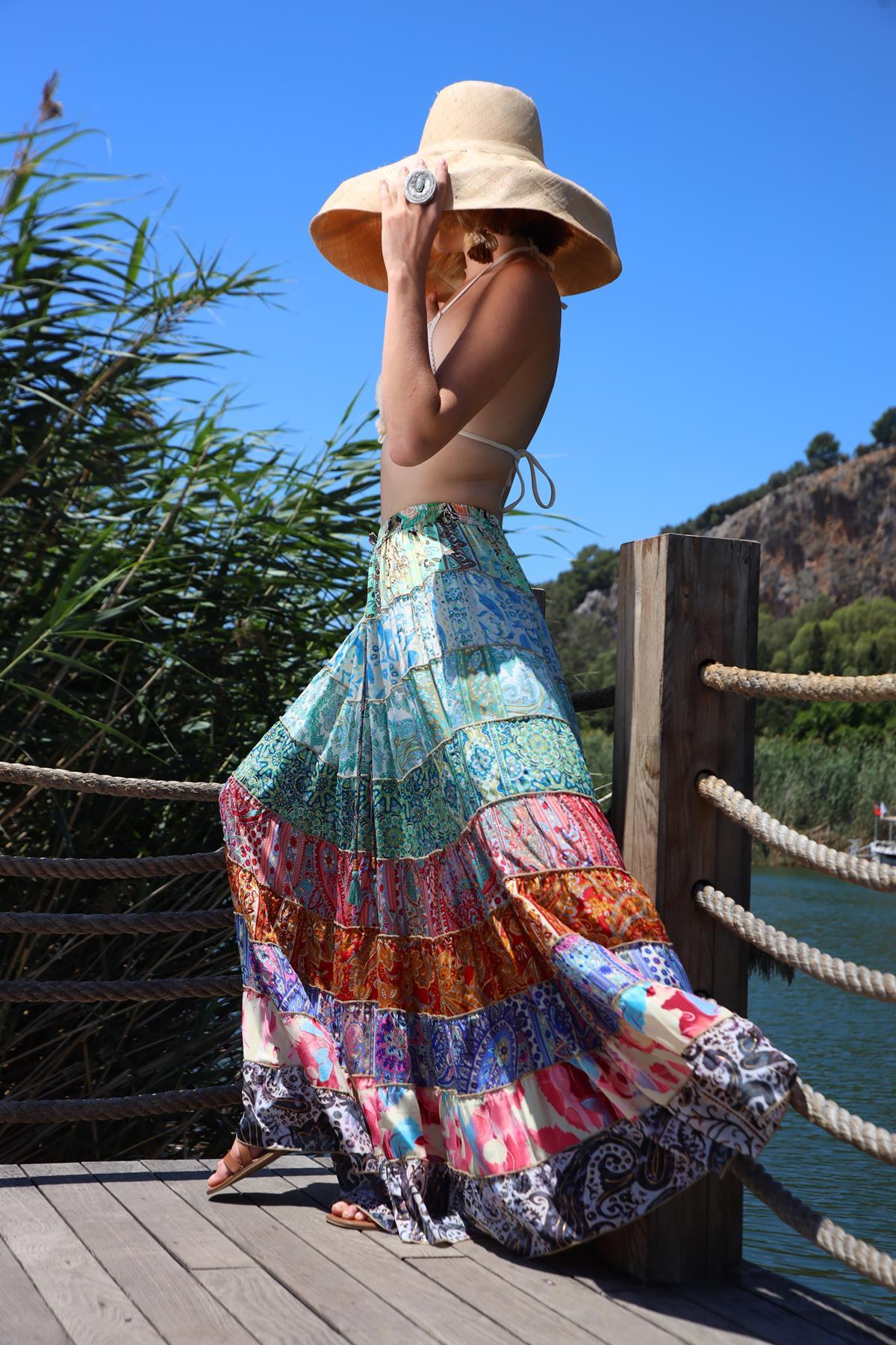 Renkli Patchwork Otantik İpek Etek - Şaman Butik - Bohem Giyim ve Aksesuar | Kadın & Erkek Renkli Patchwork Otantik İpek Etek