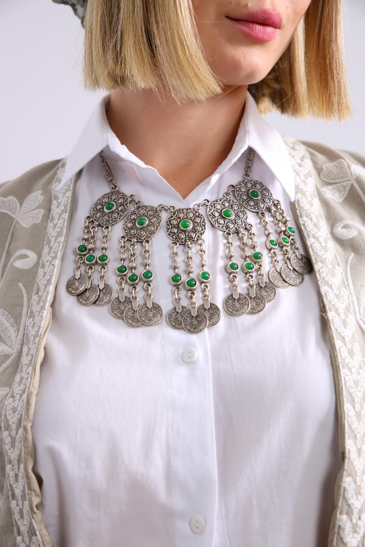  Yeşil Taşlı Gümüş Kaplama Kolye