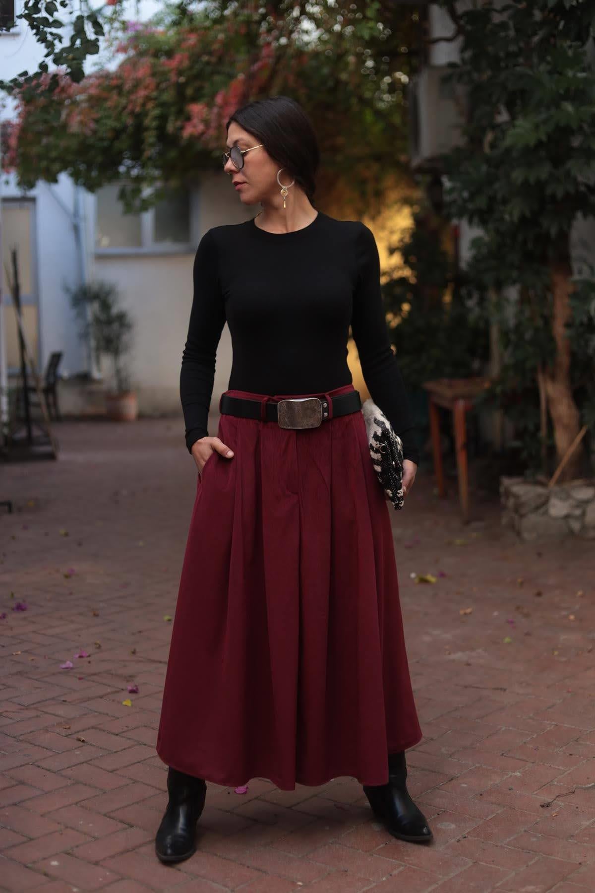 Bordo Beli Lastikli Pileli Kadife Etek