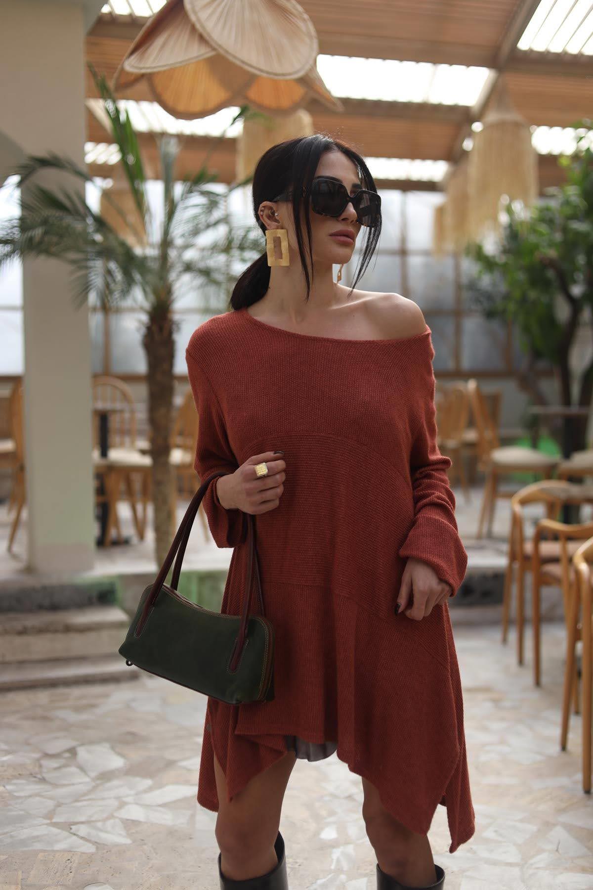 Kiremit Rengi Dikiş Detaylı Tunik