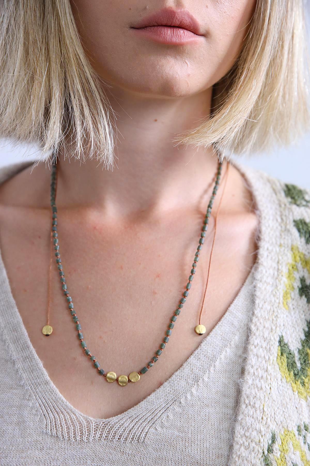  Pirinç Detaylı Yeşim Taşı Kolye