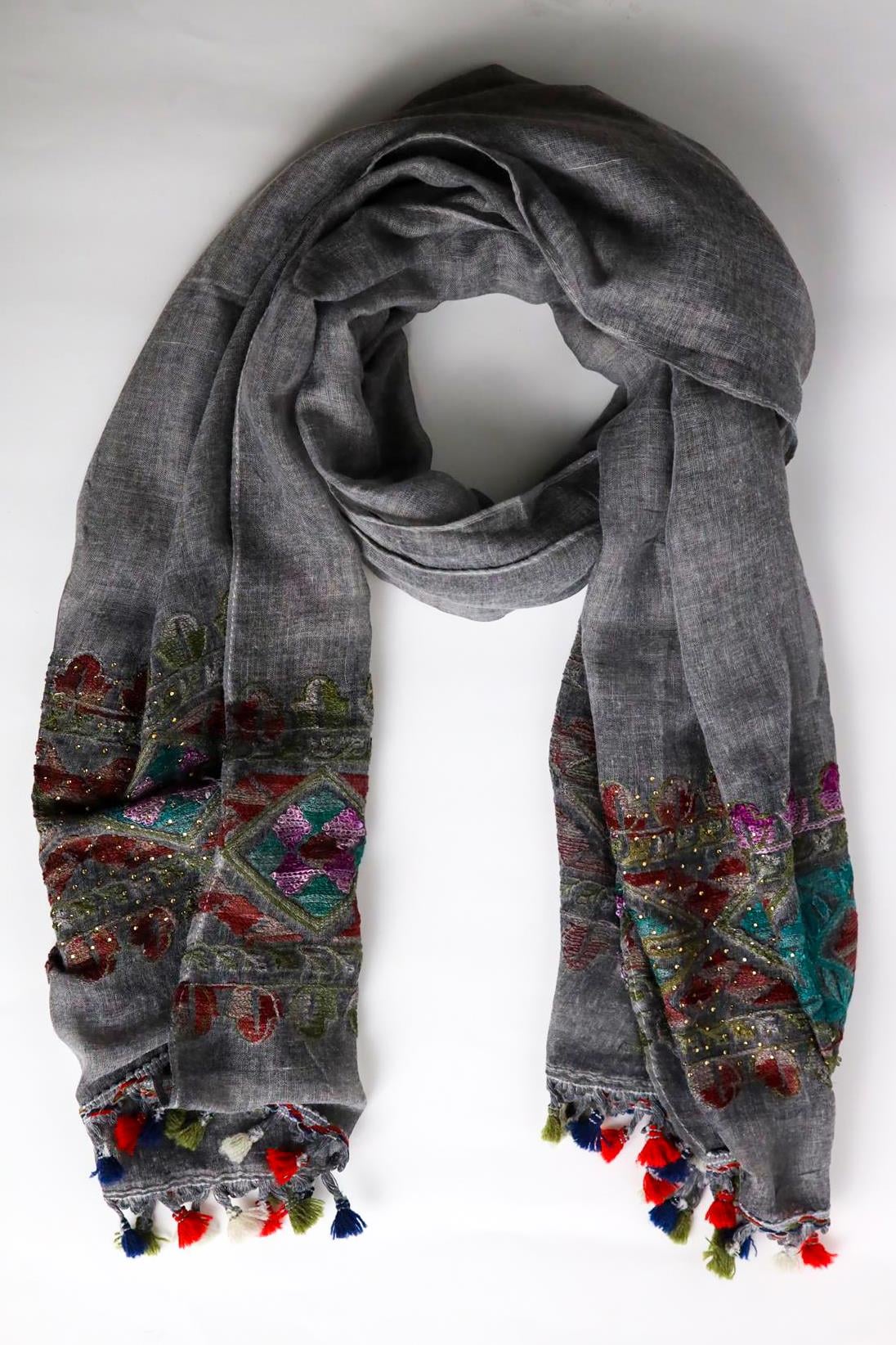 Koyu Gri İşlemeli Boncuklu Şal - Şaman Butik Koyu Gri İşlemeli Boncuklu Şal