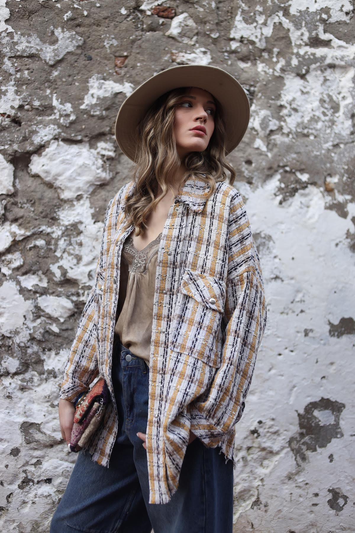 Hardal Rengi Ekose Püsküllü Çift Cepli Tüvit Gömlek