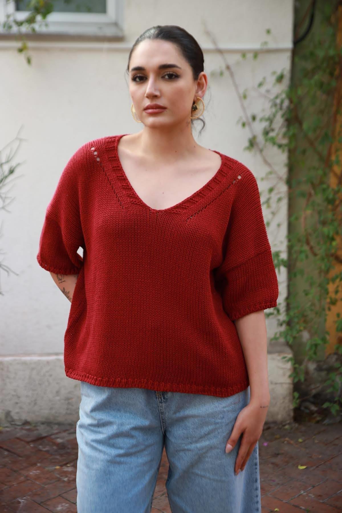 Burgundy Openwork V Collar Knitwear