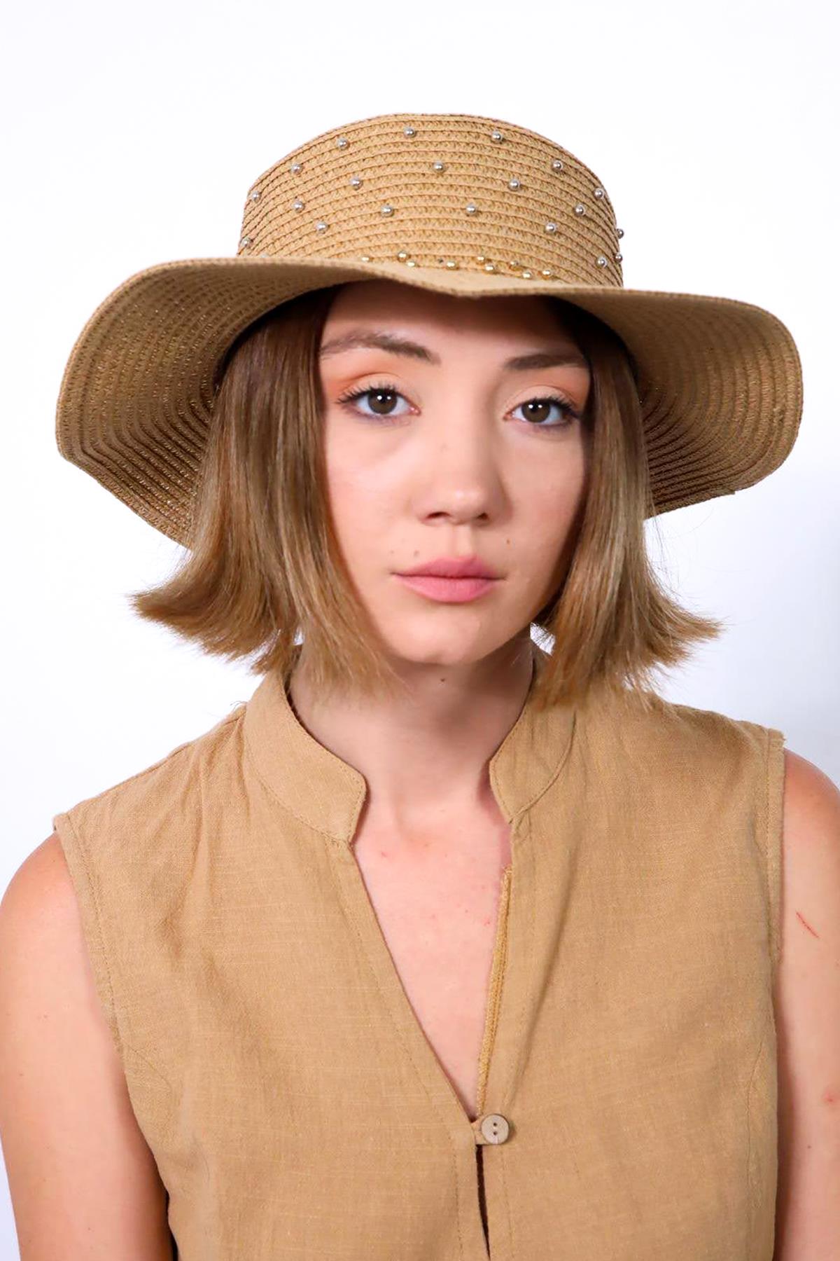 Camel Rengi İncili Geniş Hasır Şapka - Şaman Butik Camel Rengi İncili Geniş Hasır Şapka