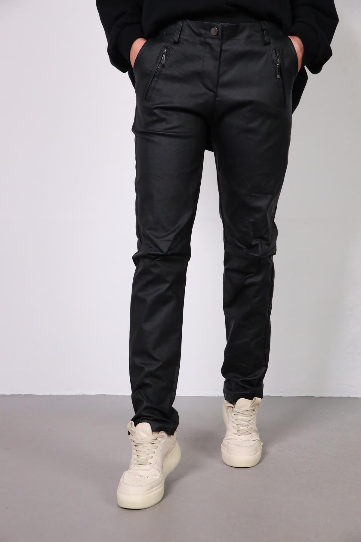 Siyah Parlak Cebi Fermuar Detaylı Pantolon - Şaman Butik Siyah Parlak Cebi Fermuar Detaylı Pantolon