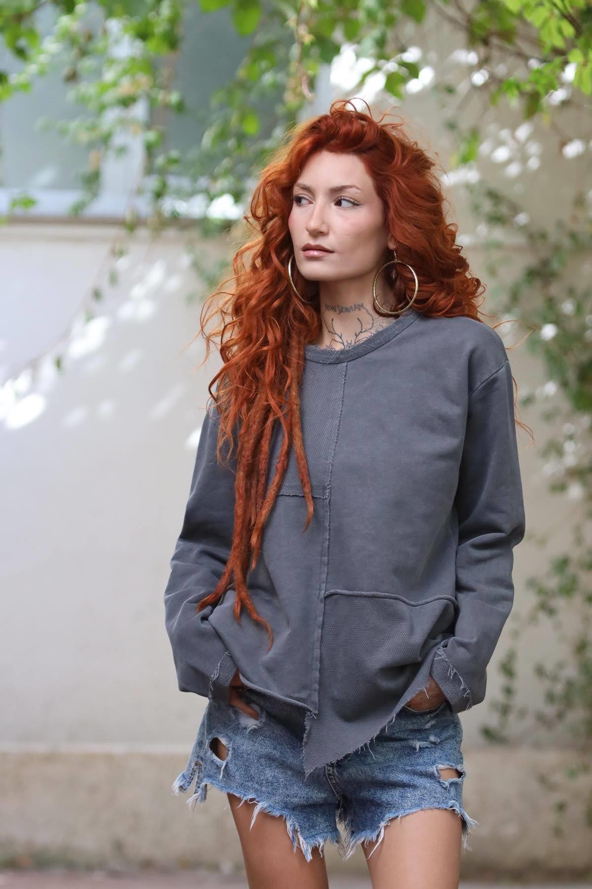 Antrasit Bisiklet Yaka Dikiş Detaylı Parçalı Sweat