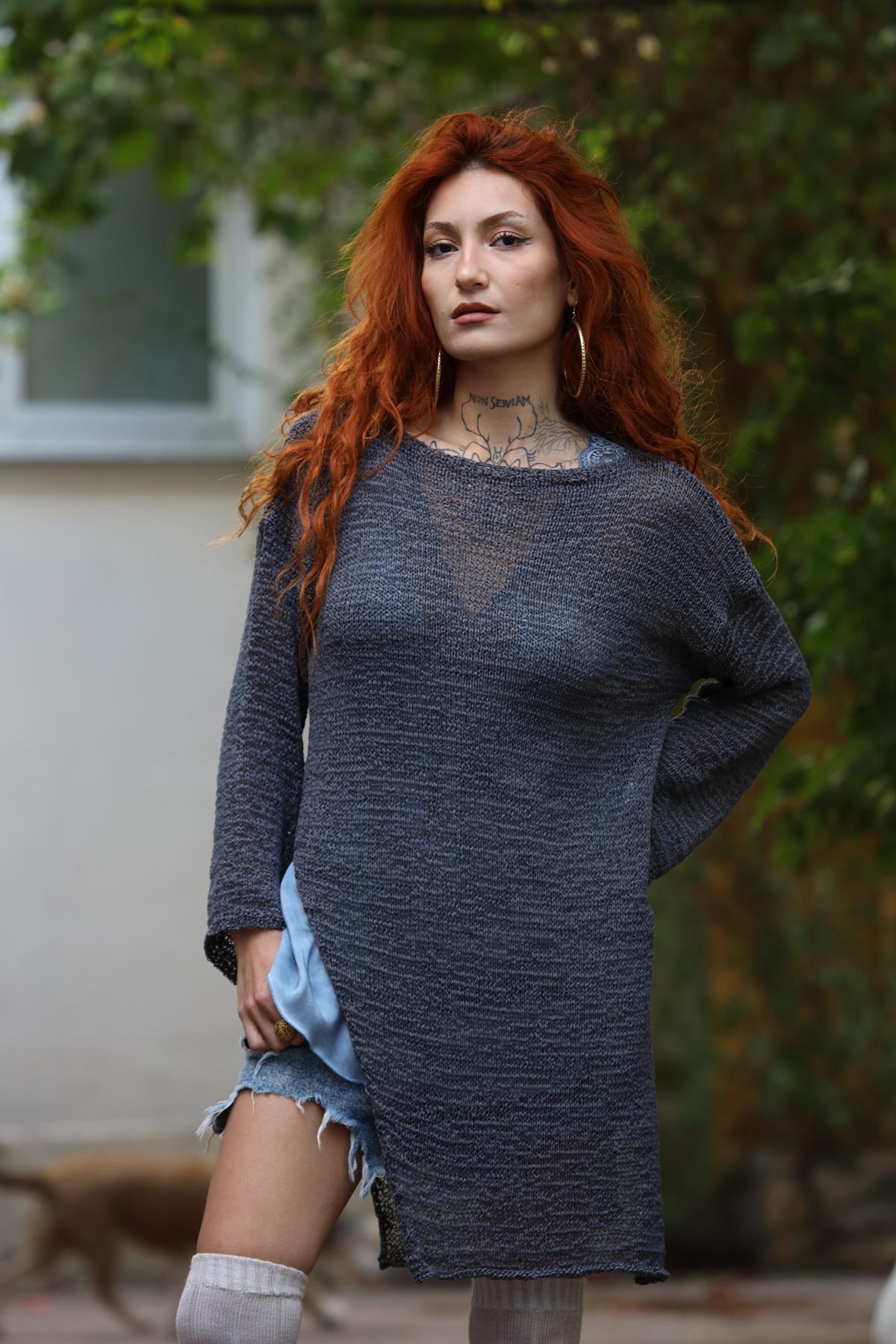 Antrasit Bisiklet Yaka Yırtmaçlı Verev Kesim Merserize Bluz