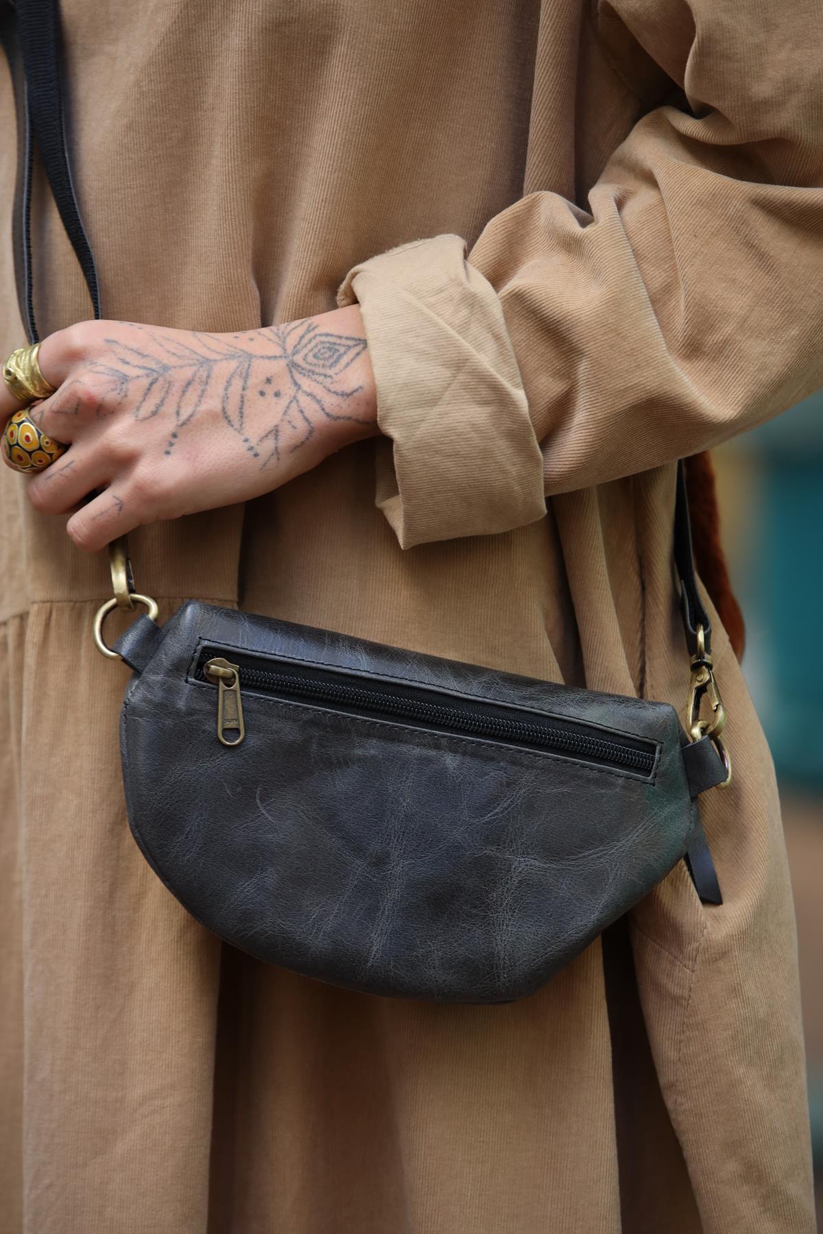 Antrasit Çift Gözlü Askılı Deri Çanta