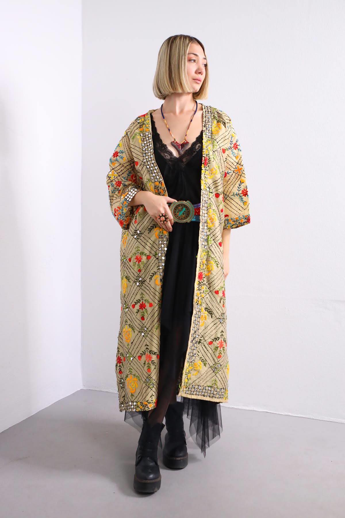 Camel Rengi Pul İşlemeli Otantik Kaftan - Şaman Butik Camel Rengi Pul İşlemeli Otantik Kaftan