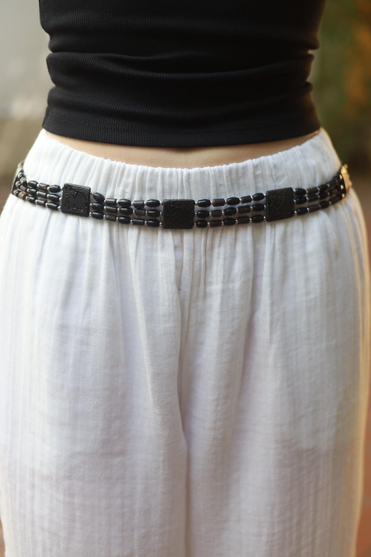 Siyah Oyma Taş Detaylı Boncuk Kemer