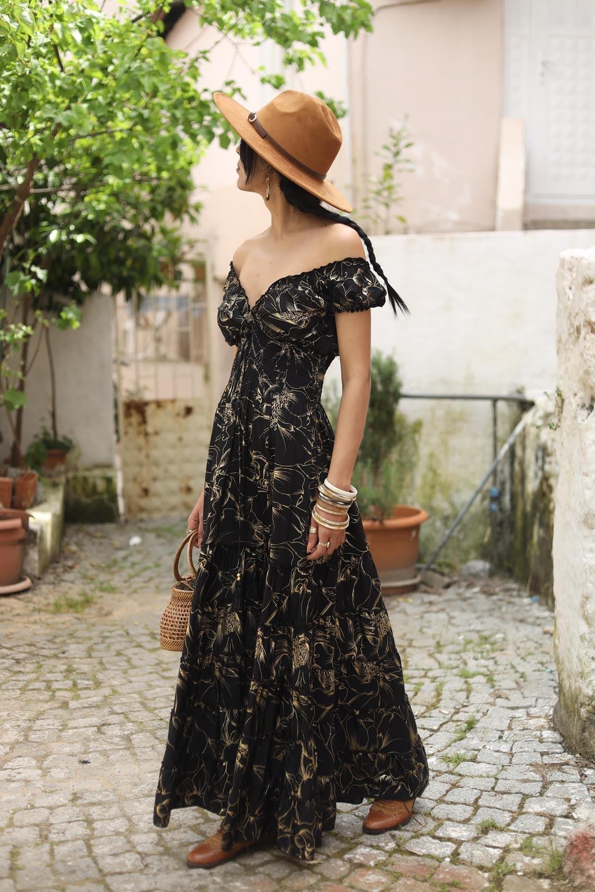 Siyah Karpuz Kol Püsküllü Gipeli İpek Elbise