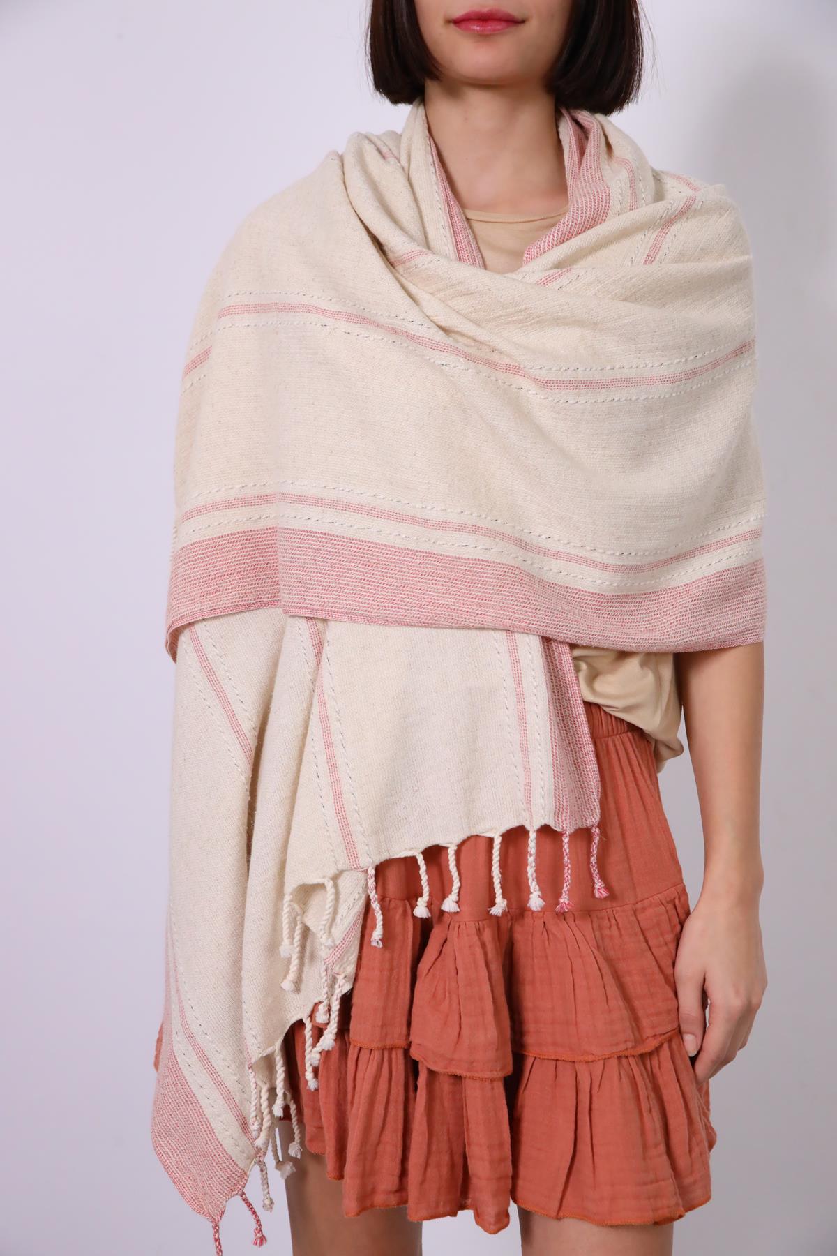 Kırmızı Çizgili Keten Crispy Şal - Şaman Butik Kırmızı Çizgili Keten Crispy Şal