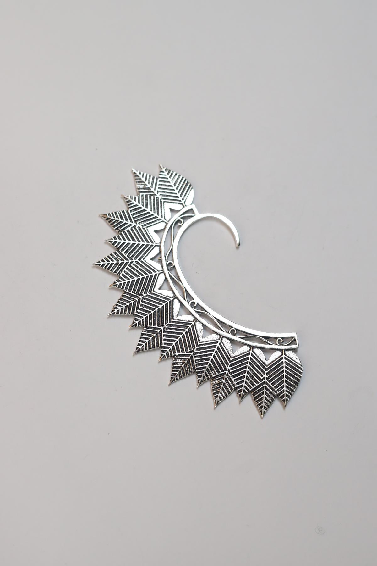 Düşük Ayar Gümüş Büyük Desenli Ear Cuff