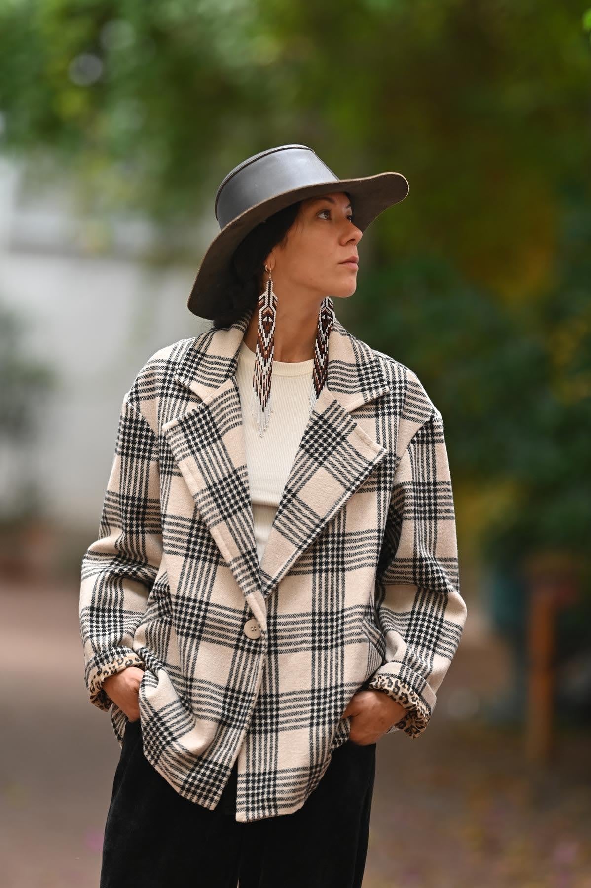 Bej Leopar Astarlı Ekose Keçe Ceket