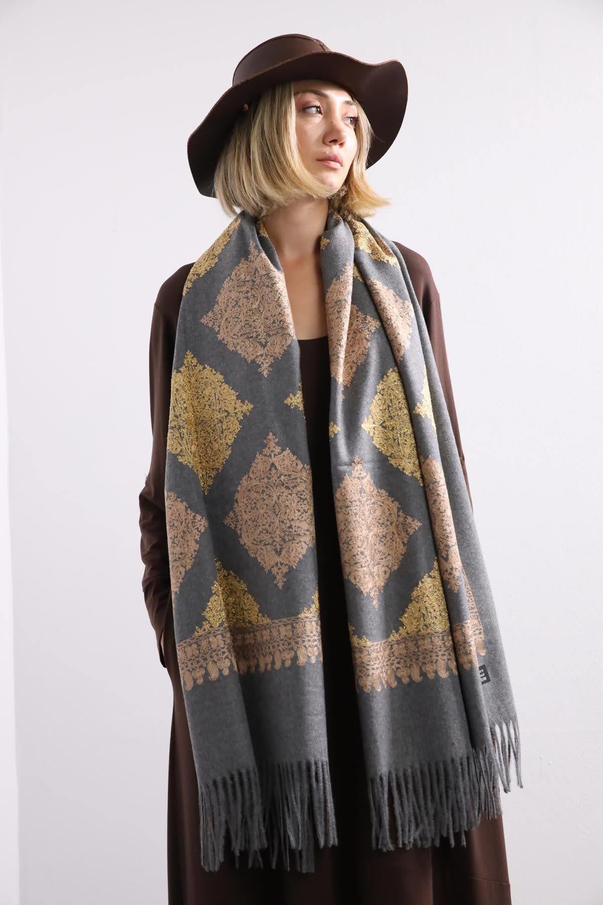  Gri İşlemeli Kaşmir Şal