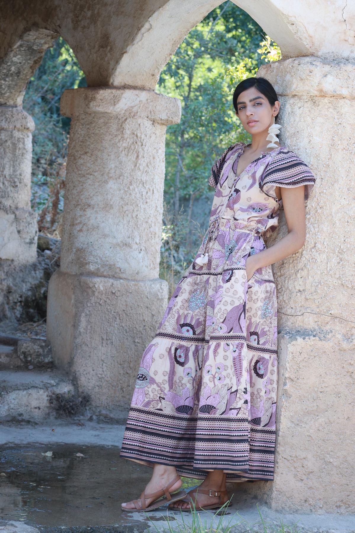 Pudra Pembe Yakası Fırfırlı Desenli Otantik Elbise - Şaman Butik Pudra Pembe Yakası Fırfırlı Desenli Otantik Elbise