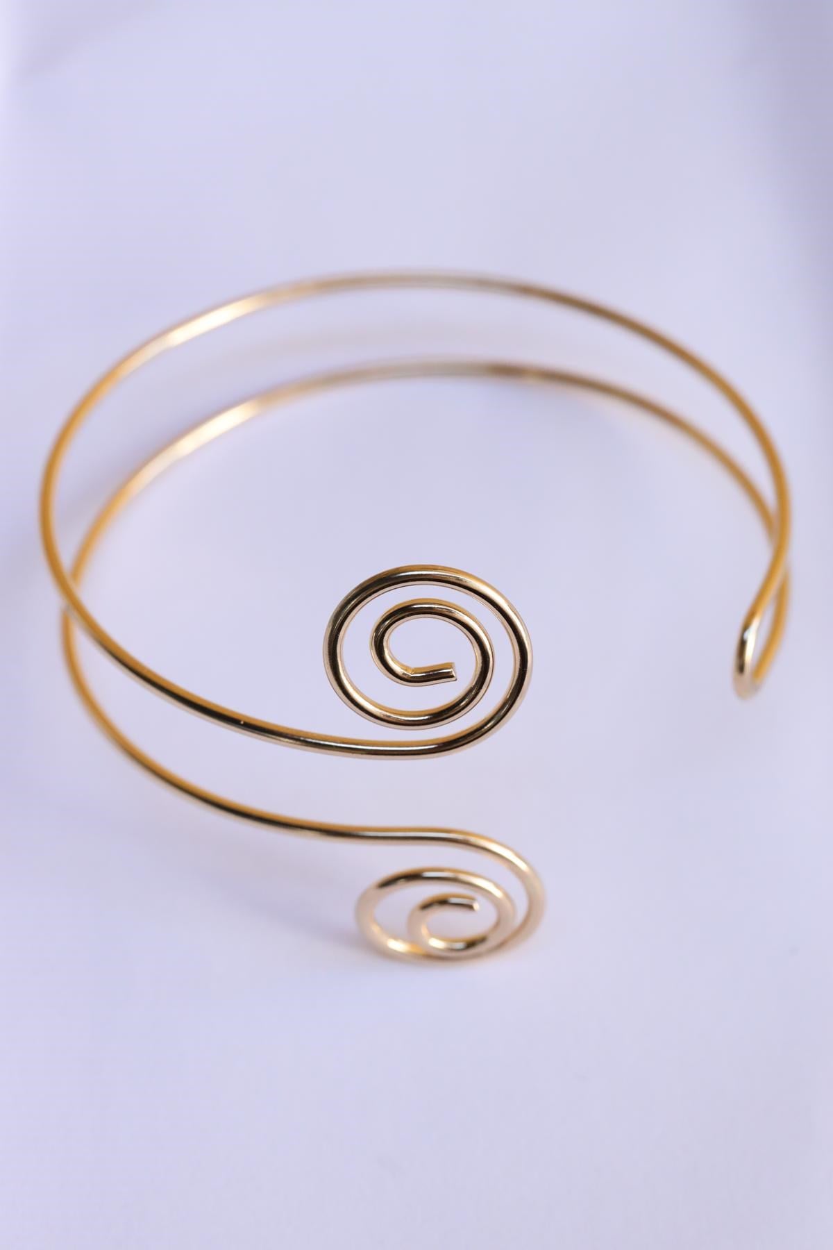 Spiral Detaylı Pazu Bileklik