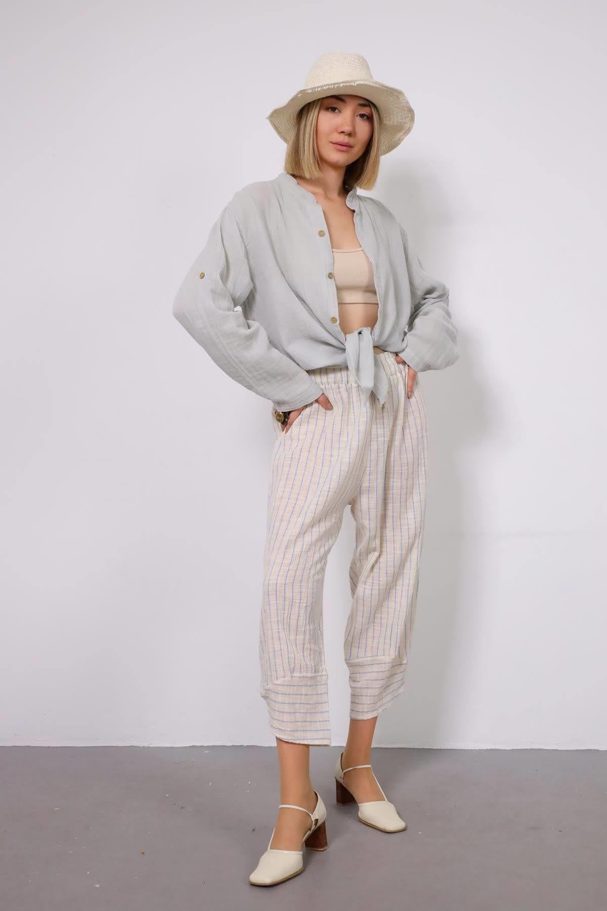 Mavi Çizgili Kısa Paça Detaylı Pantolon - Şaman Butik Mavi Çizgili Kısa Paça Detaylı Pantolon