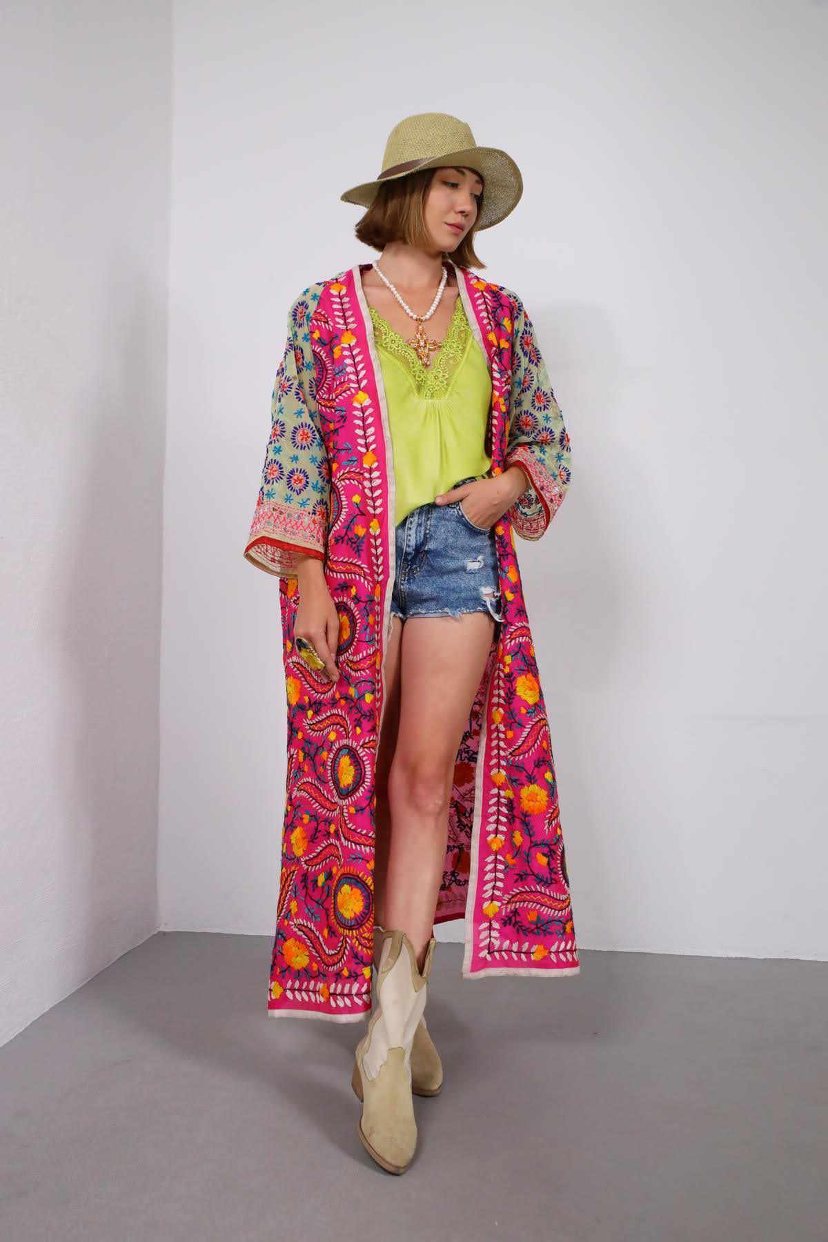 Fuşya İşlemeli Bohem Uzun Kaftan - Şaman Butik Fuşya İşlemeli Bohem Uzun Kaftan