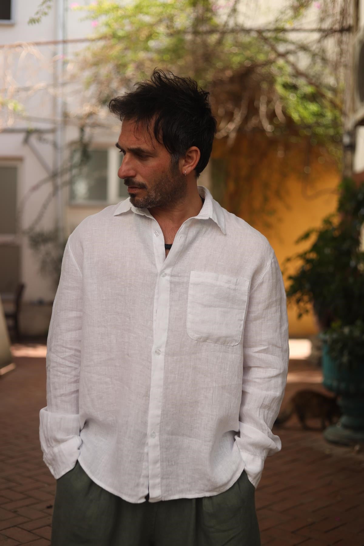 Beyaz Cepli Erkek Keten Gömlek