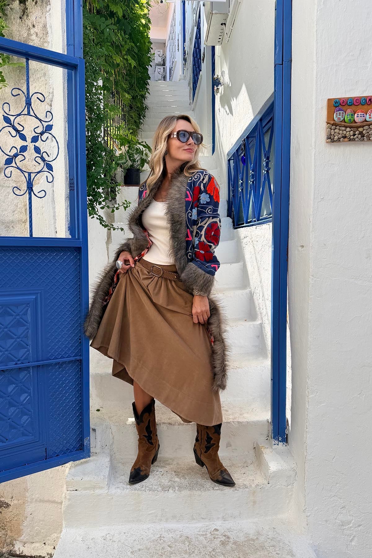 Camel Rengi Cepli Midi Kadife Etek