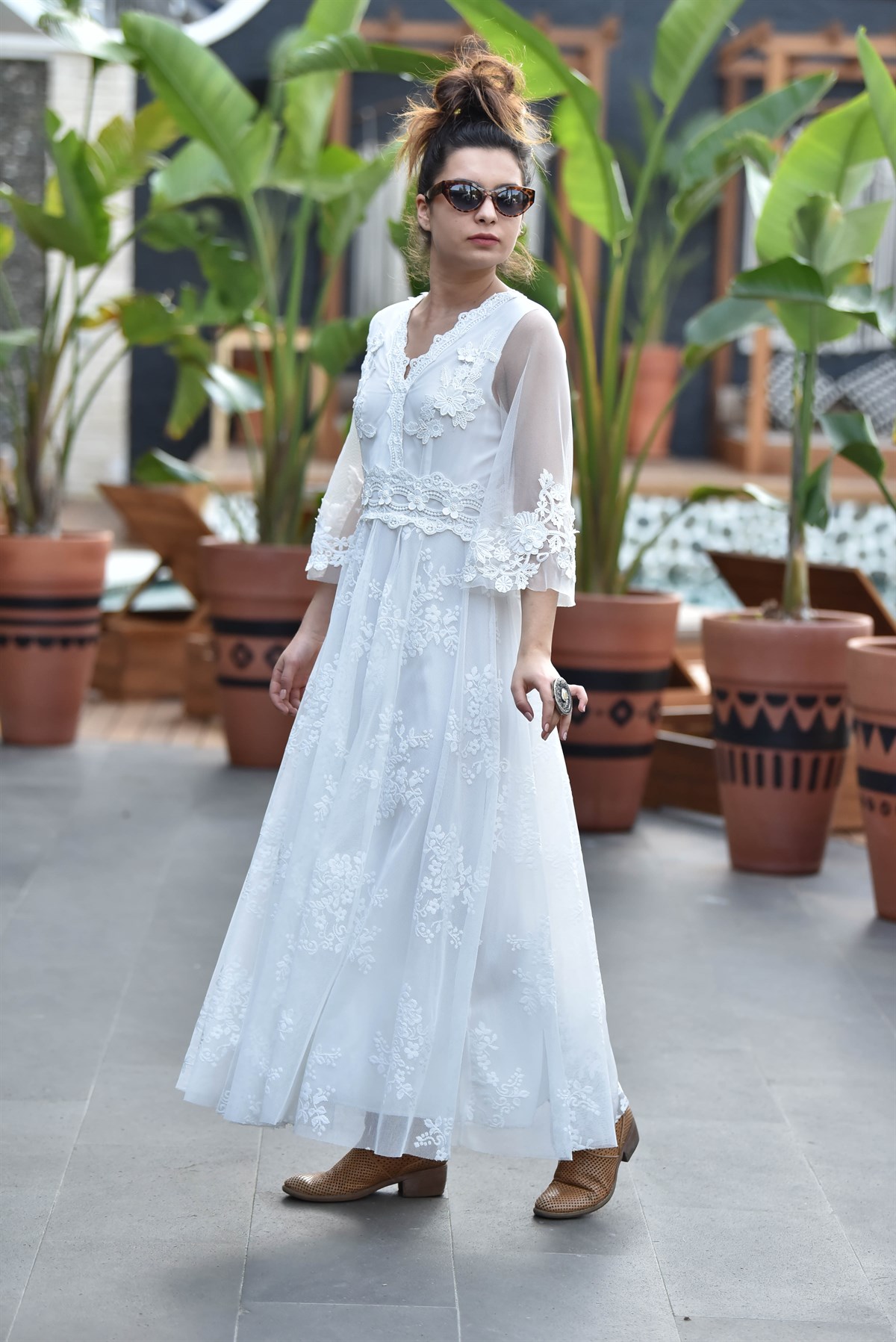 Beyaz Güpür Detaylı Tüllü Elbise - Şaman Butik - Bohem Giyim ve Aksesuar |  Kadın & Erkek