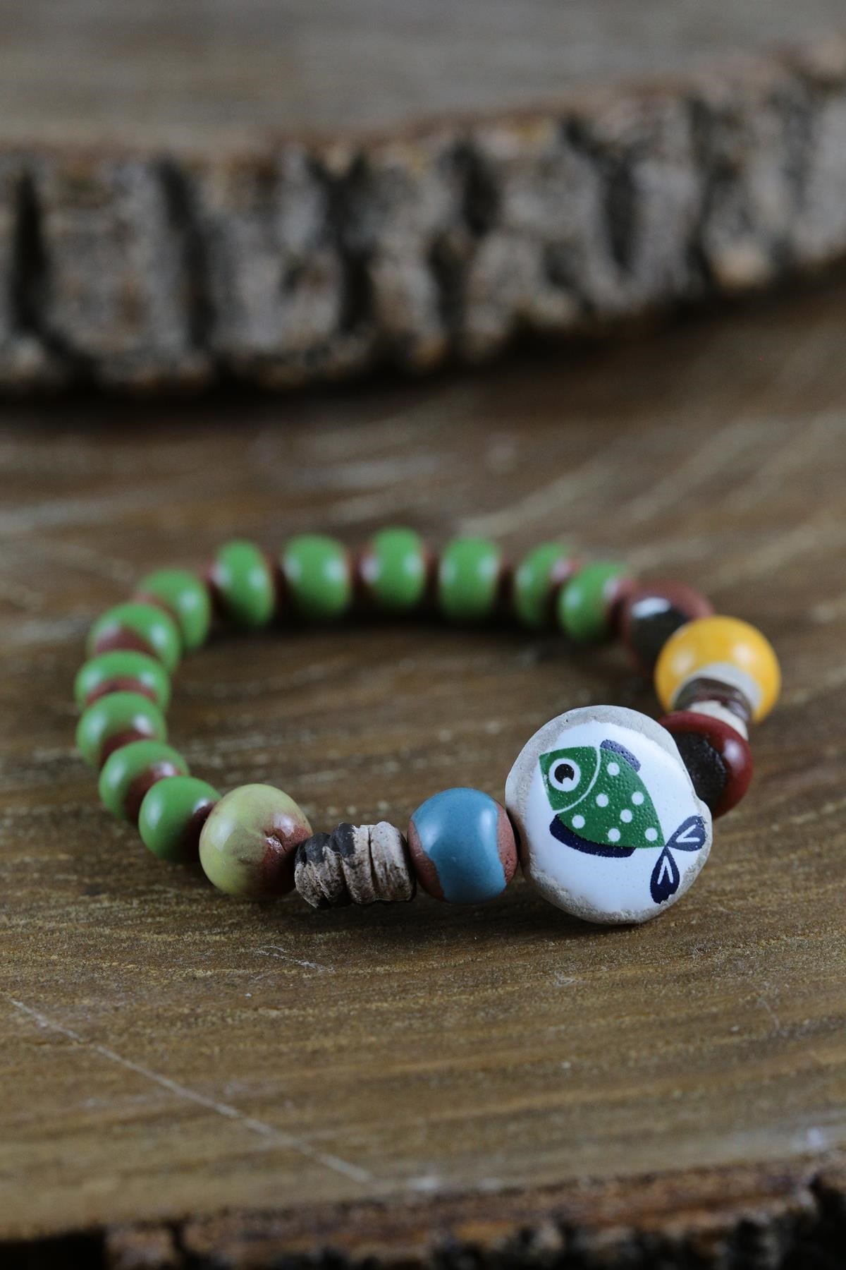 Balık İşlemeli Yeşil Seramik Bileklik - Şaman Butik Balık İşlemeli Yeşil Seramik Bileklik