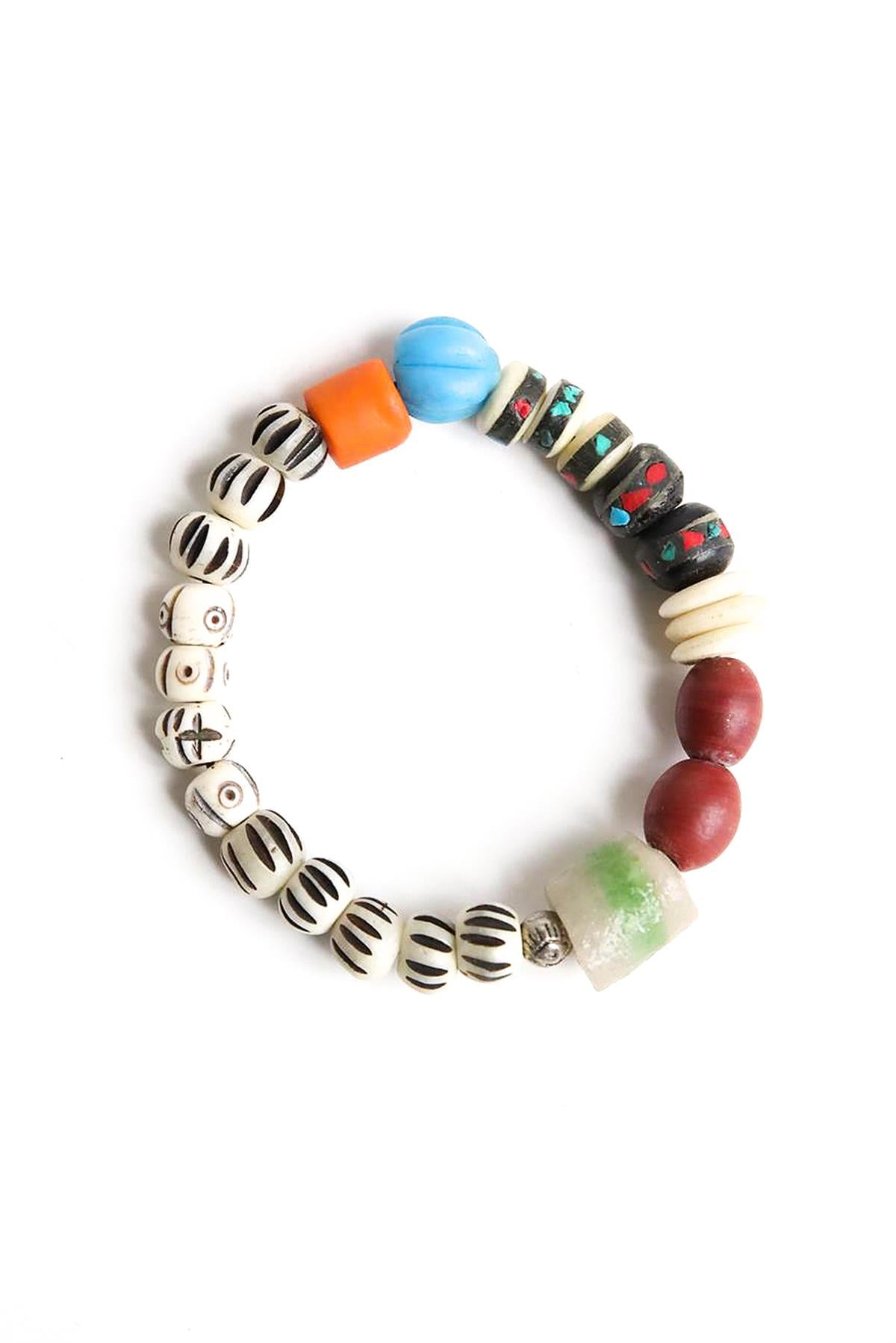 İşlemeli Ahşap Boncuk Tasarım Bileklik - Şaman Butik İşlemeli Ahşap Boncuk Tasarım Bileklik