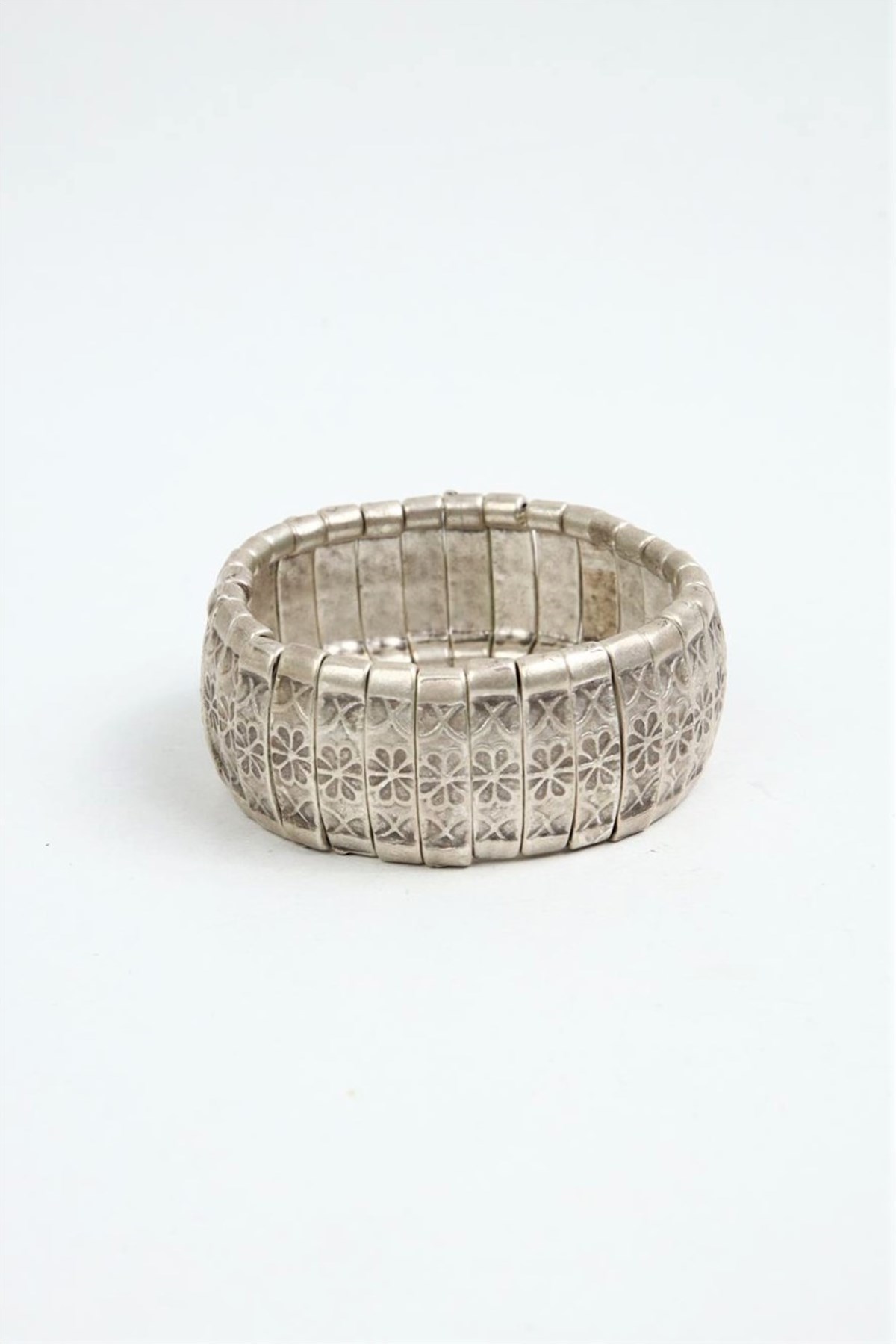  İşlemeli Tasarım Pirinç Bileklik