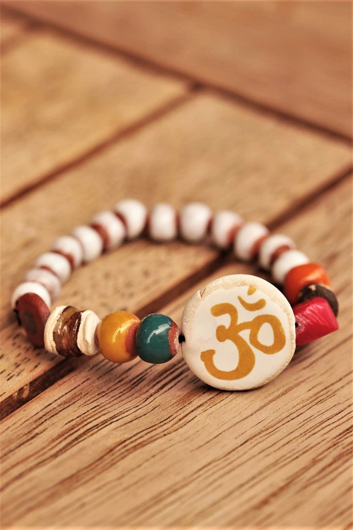 Seramik Ohm Detaylı Mercan Bileklik - Şaman Butik Seramik Ohm Detaylı Mercan Bileklik