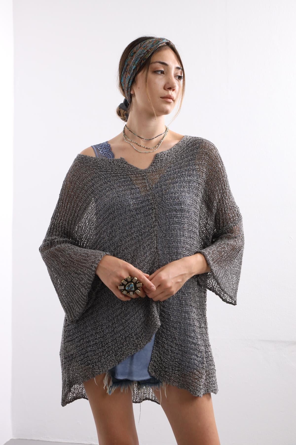 Gri Yakası Kesik Detay Merserize Bluz - Şaman Butik Gri Yakası Kesik Detay Merserize Bluz
