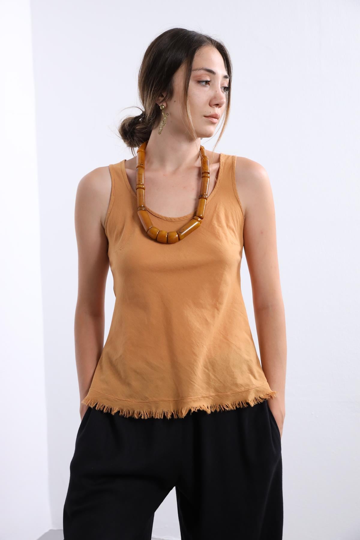 Hardal Rengi Saçaklı Sırt Detaylı Simple Bluz - Şaman Butik Hardal Rengi Saçaklı Sırt Detaylı Simple Bluz
