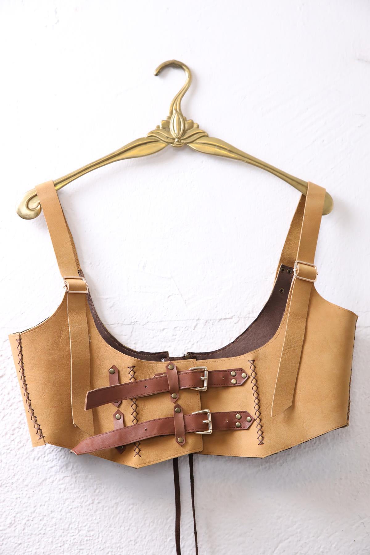 Camel Rengi Kemerli Süet Deri Korse - Şaman Butik Camel Rengi Kemerli Süet Deri Korse