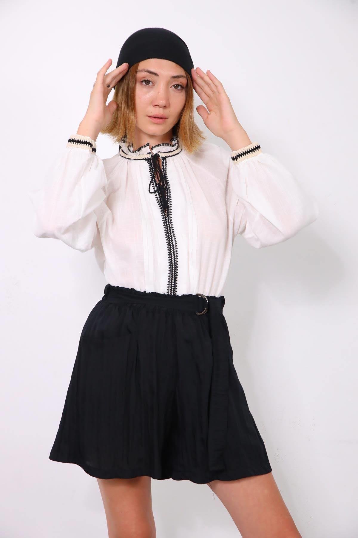  Siyah Kendinden Kemerli Büyük Cepli Şort