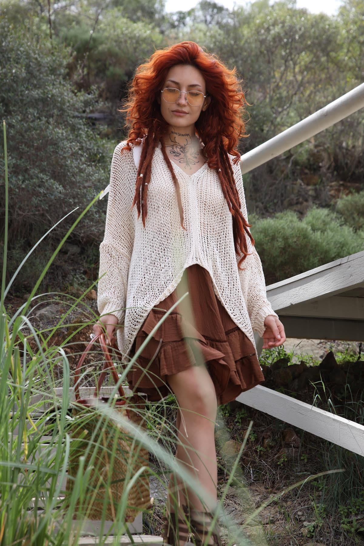 Cream Color V Neck Front Short Mercerized Blouse