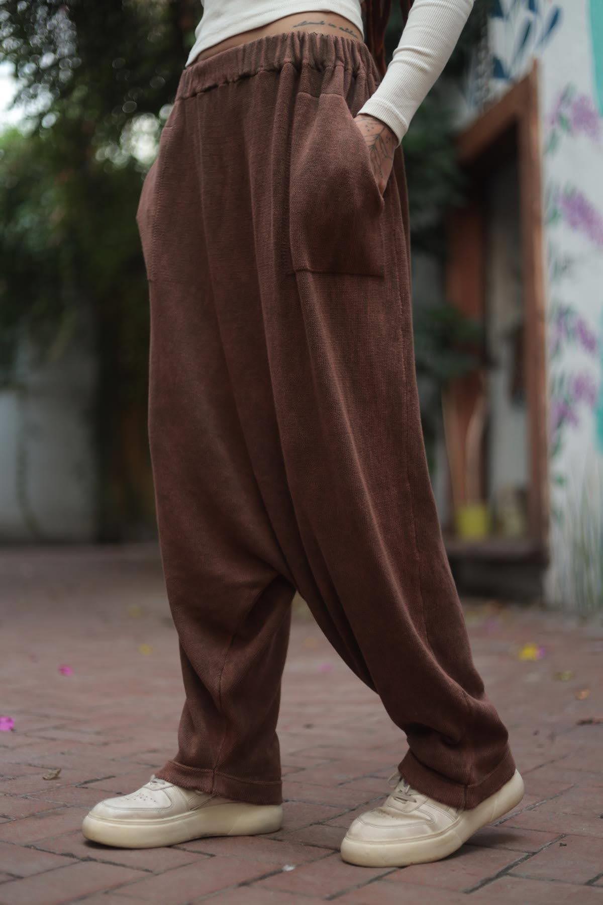 Kahverengi Yıkamalı Triko Şalvar