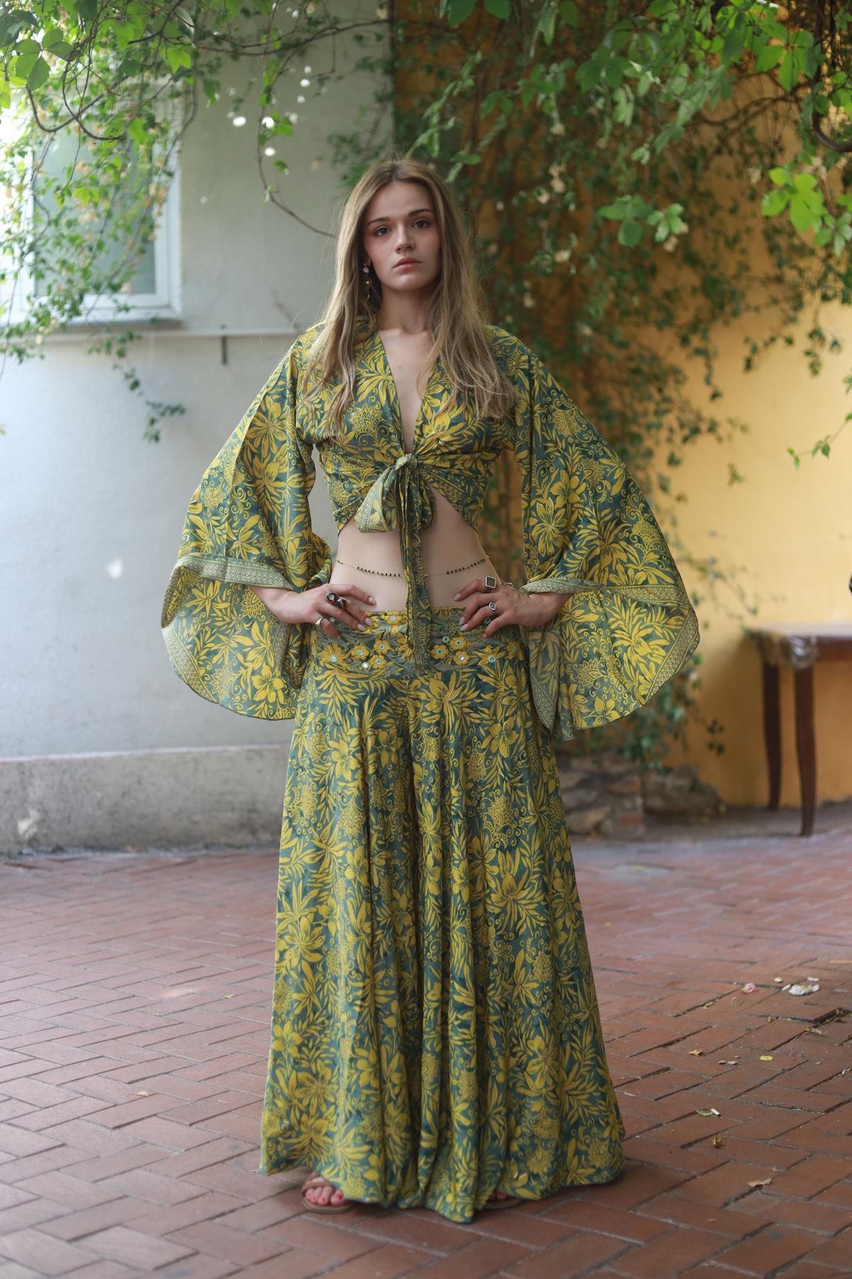 Gold Rengi Desenli İpek Pantolon Etek