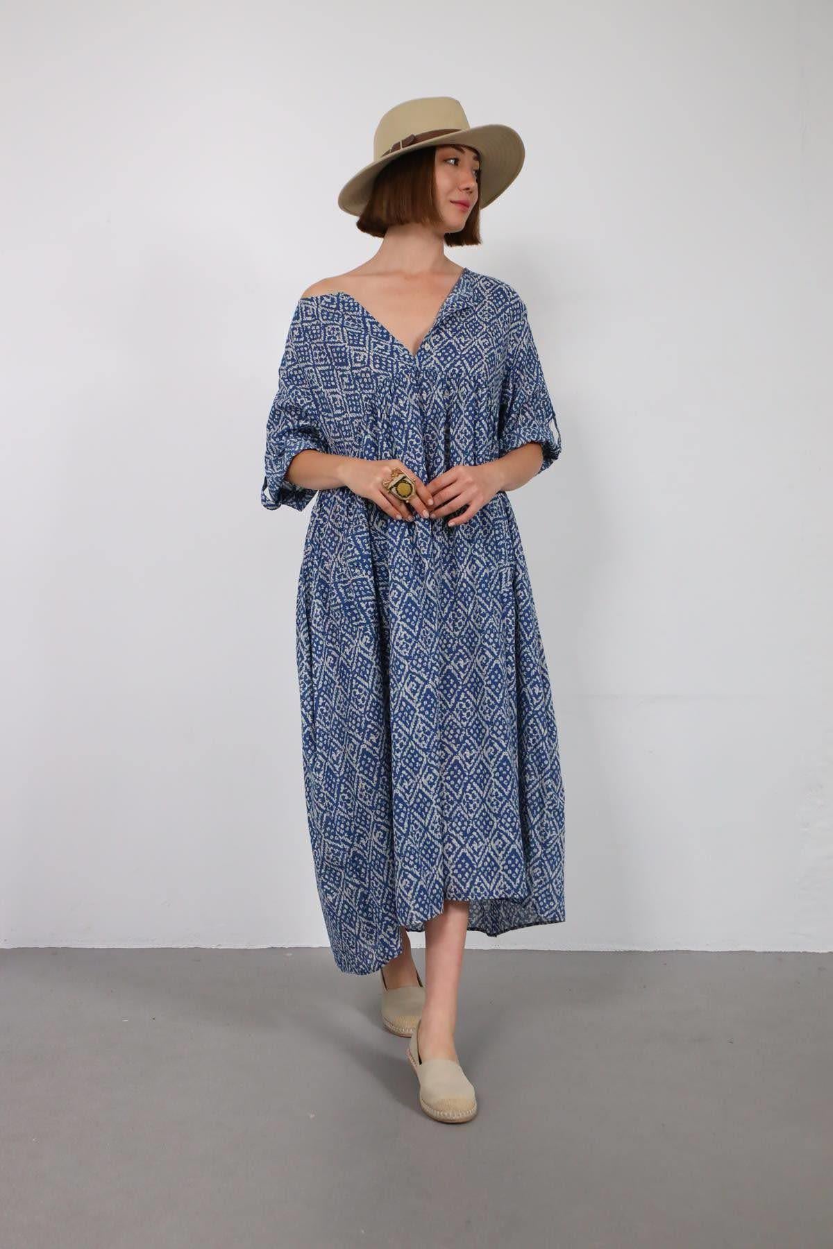 Lacivert Desenli Önü Düğmeli Elbise - Şaman Butik Lacivert Desenli Önü Düğmeli Elbise