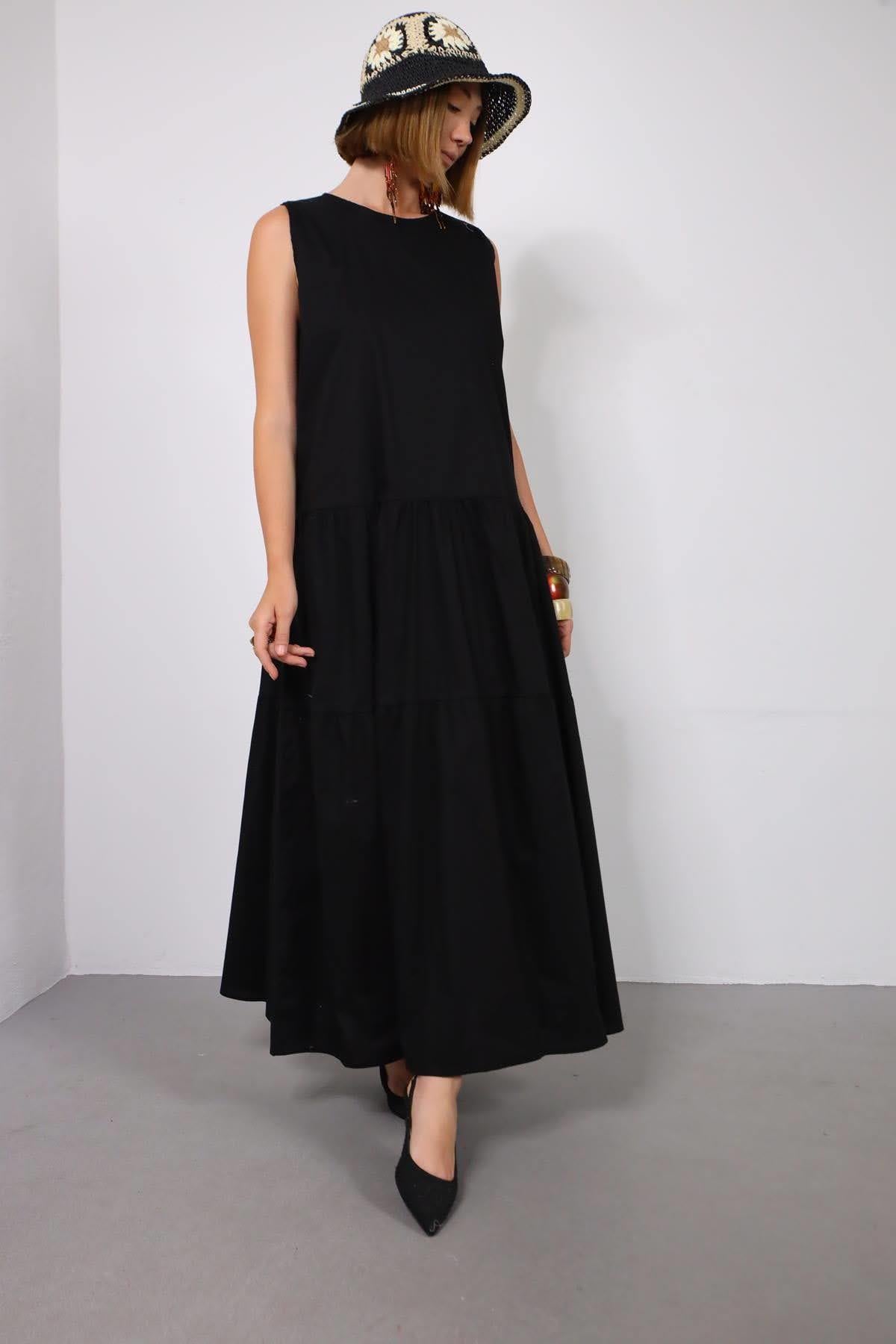 Siyah Kalın Askılı Katlı Elbise - Şaman Butik Siyah Kalın Askılı Katlı Elbise