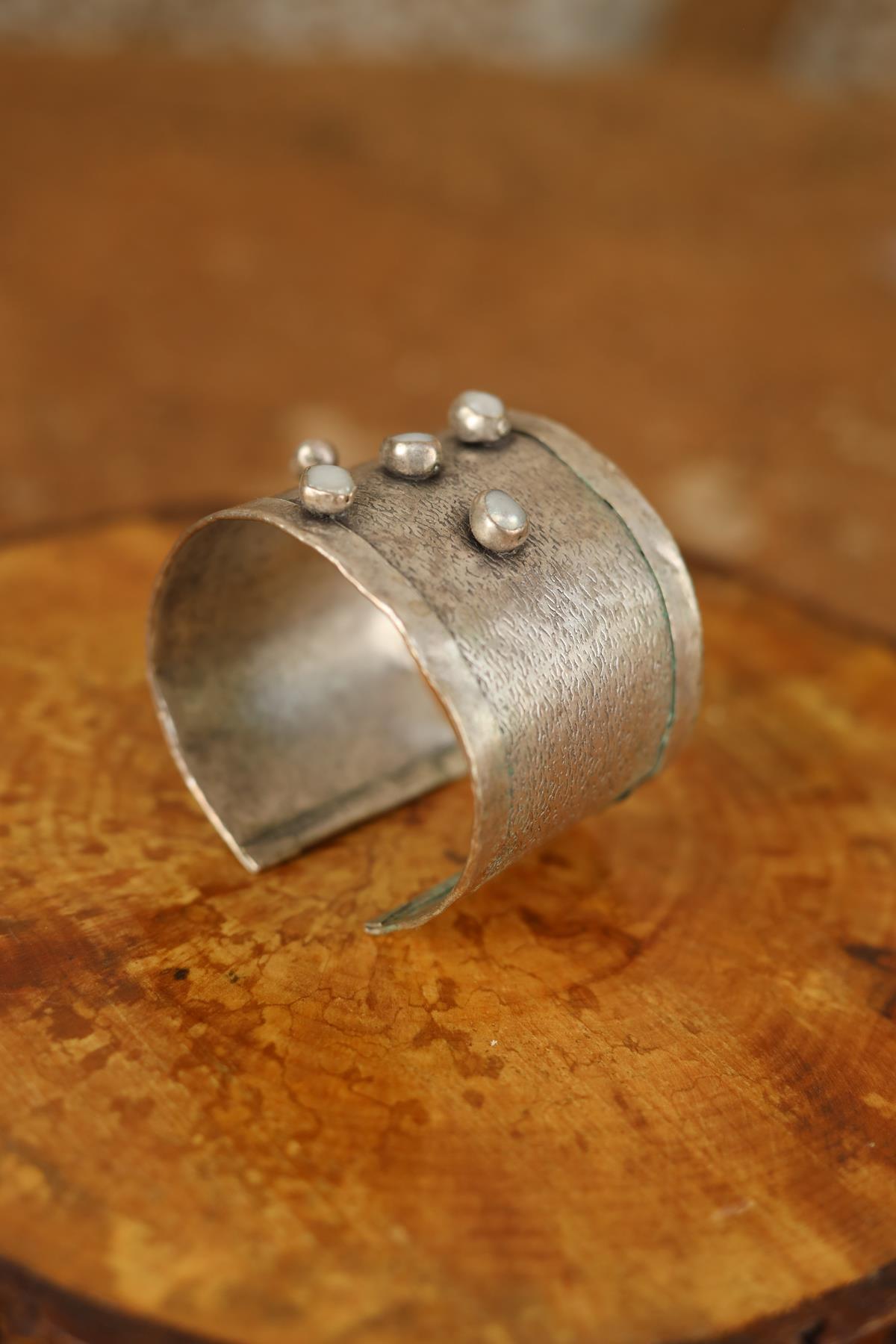 İnci Detaylı Bileklik