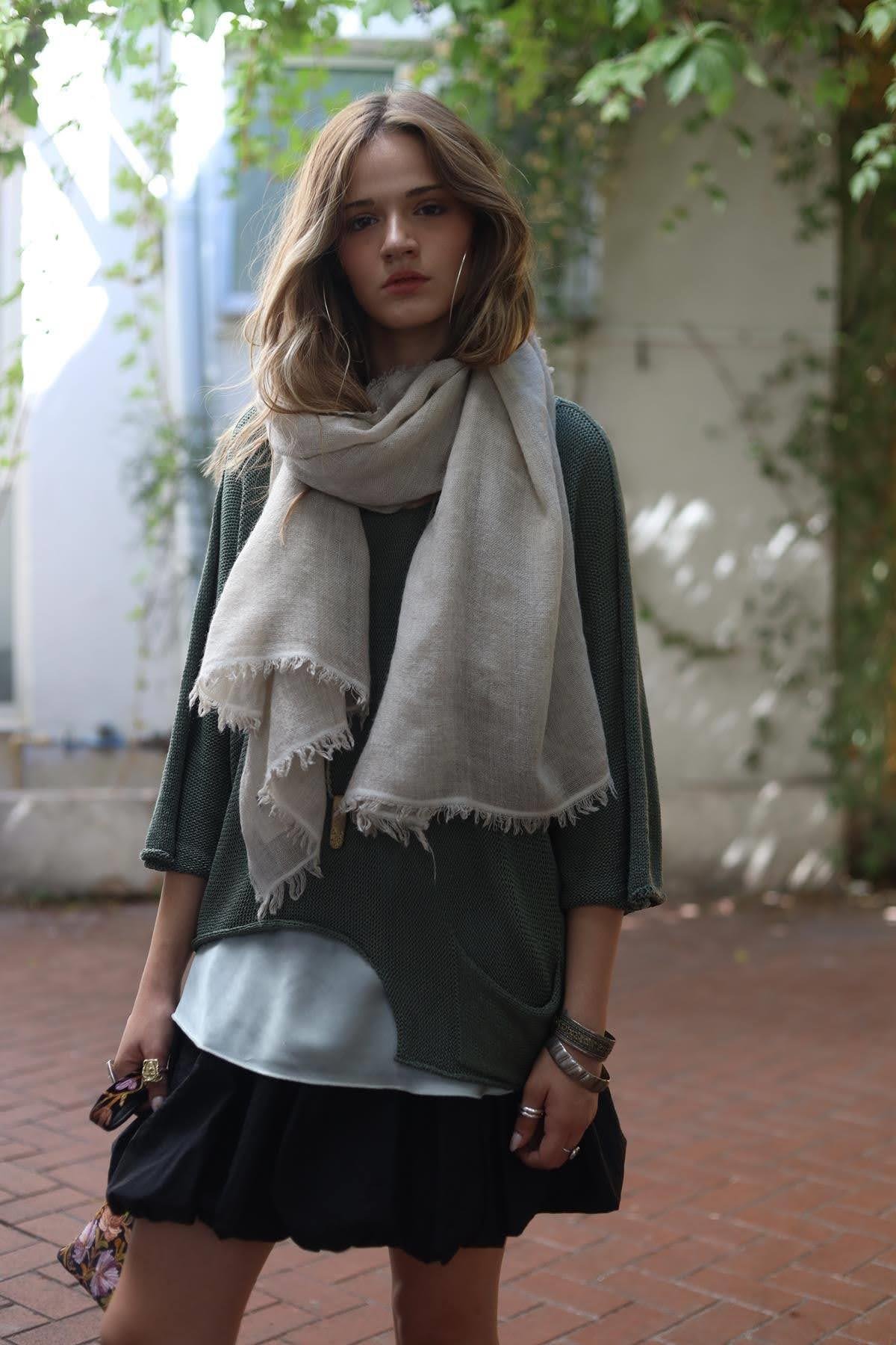 Taş Rengi Kenarları Saçaklı Şal