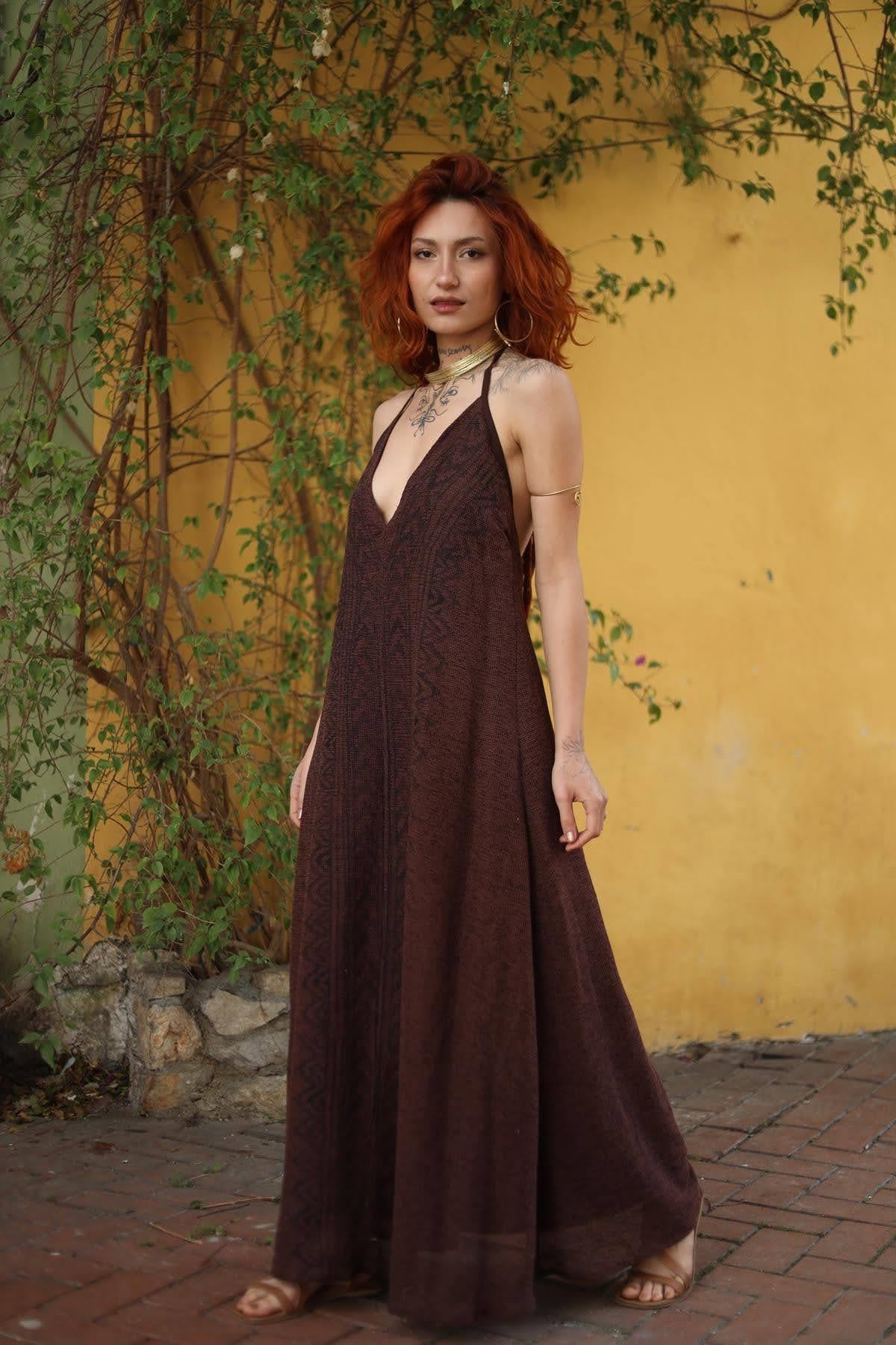 Kahverengi Boyundan Bağlamalı Astarlı File Elbise