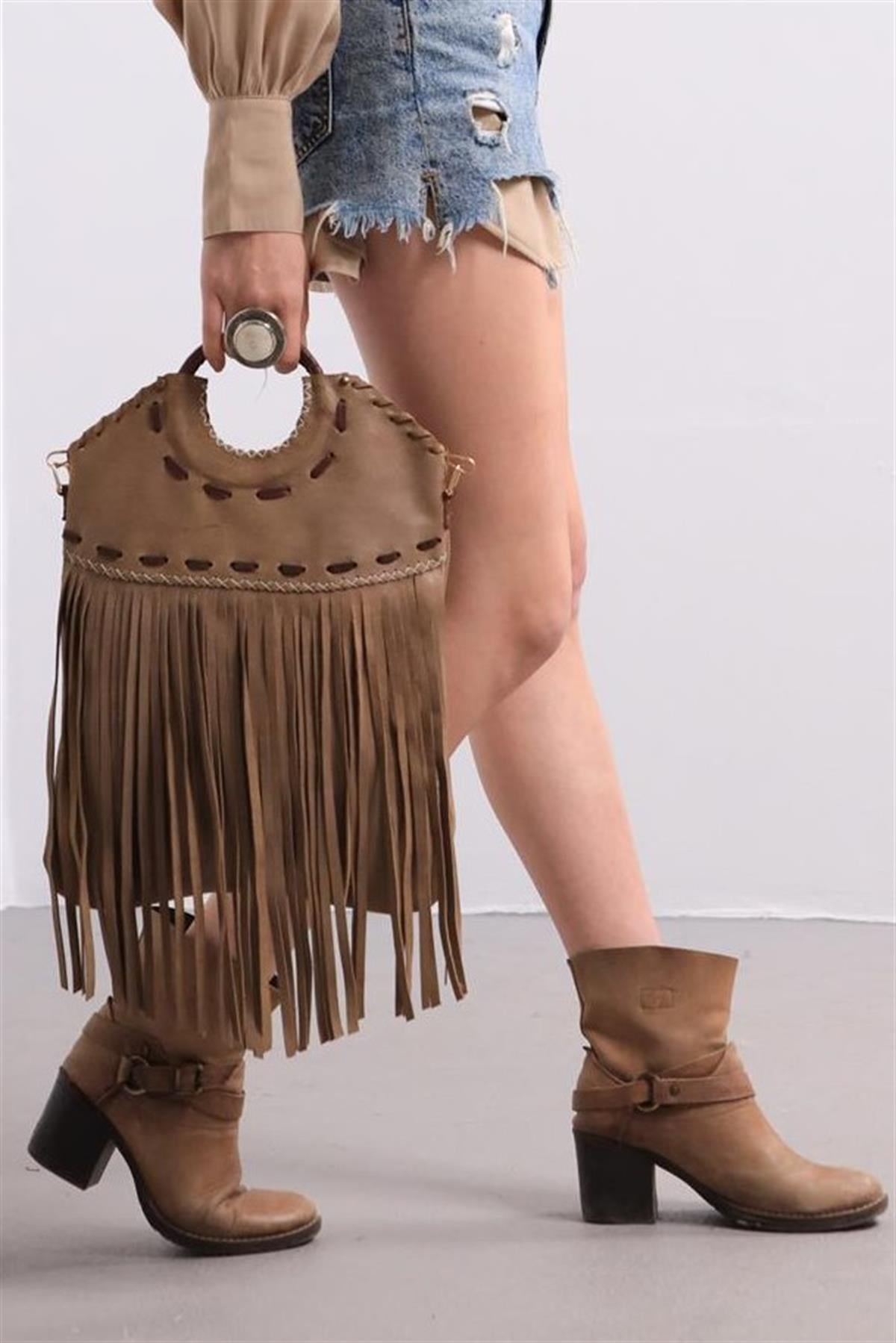  Vizon Püsküllü Deri Çanta