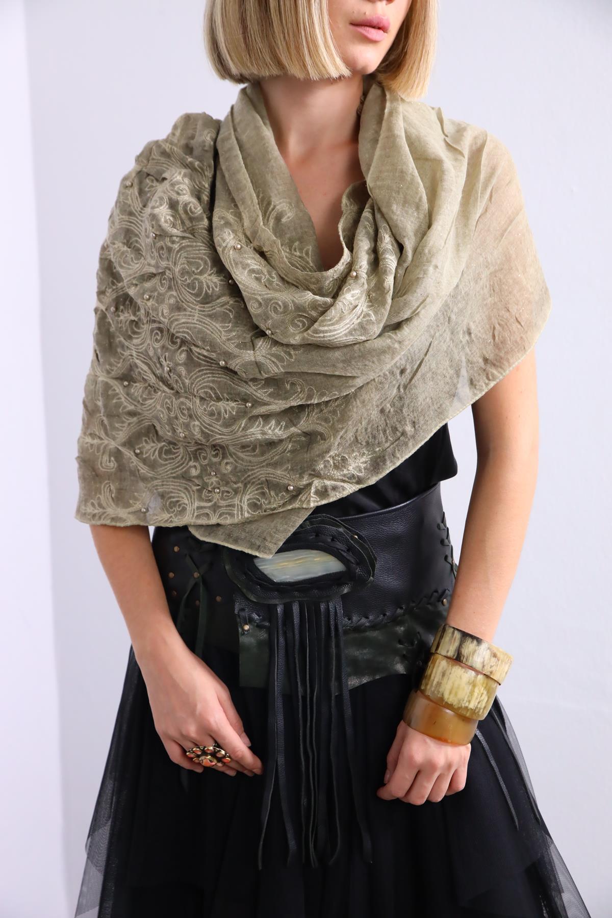 Haki Simli İnci İşlemeli Şal - Şaman Butik Haki Simli İnci İşlemeli Şal