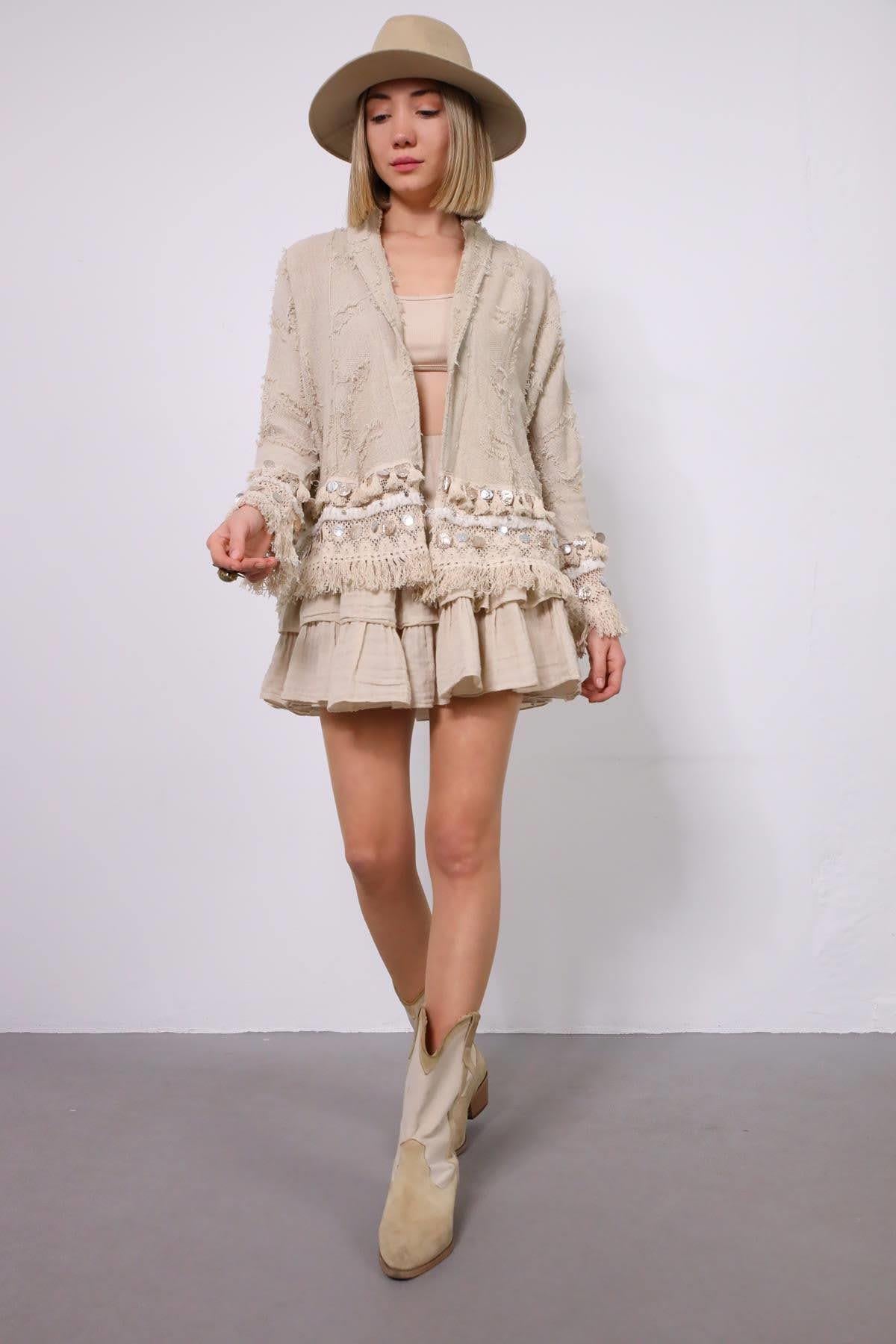 Krem Rengi Saçaklı Kısa Etnik Ceket - Şaman Butik Krem Rengi Saçaklı Kısa Etnik Ceket