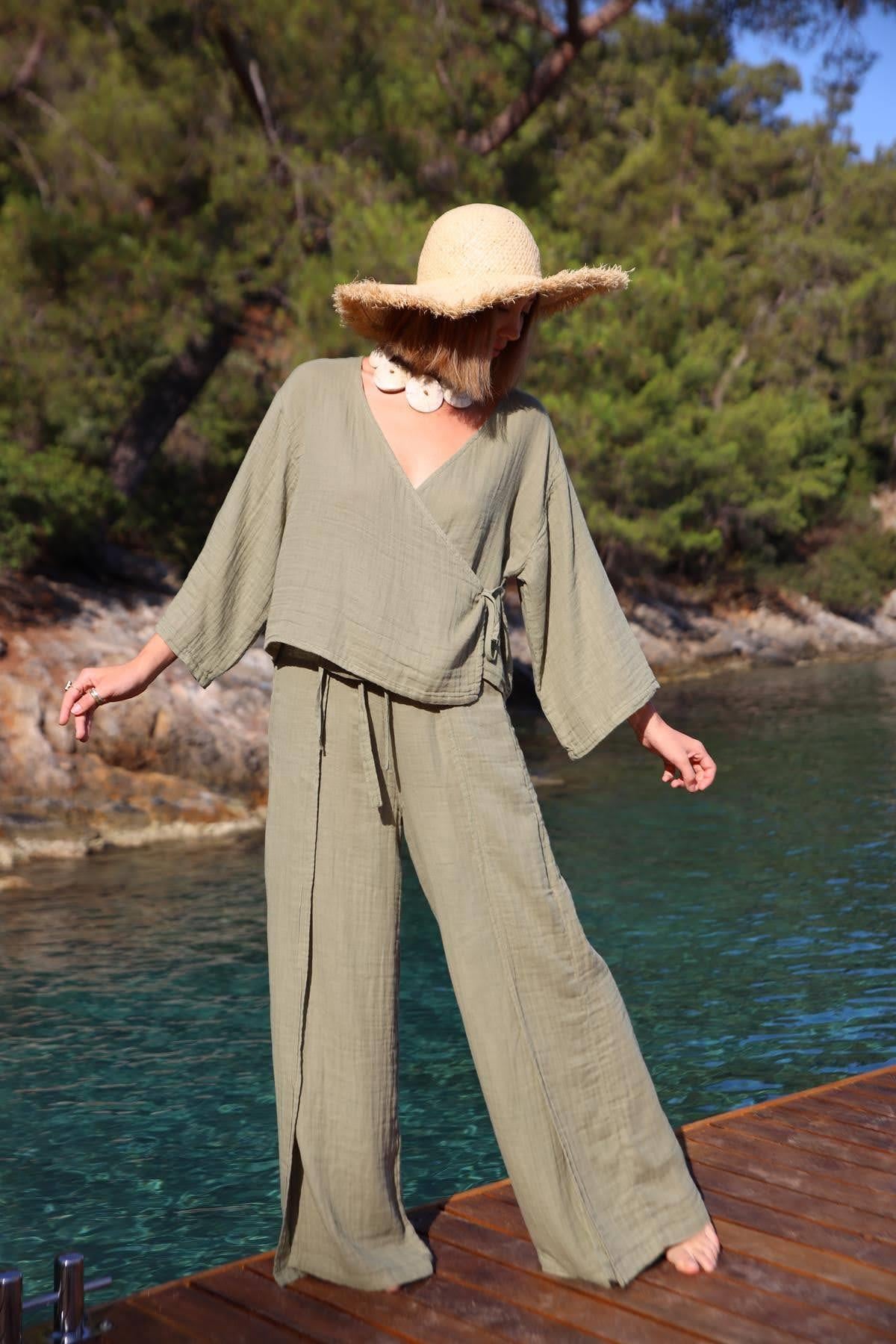 Haki İp Bağlamalı Crop Bluz - Şaman Butik Haki İp Bağlamalı Crop Bluz