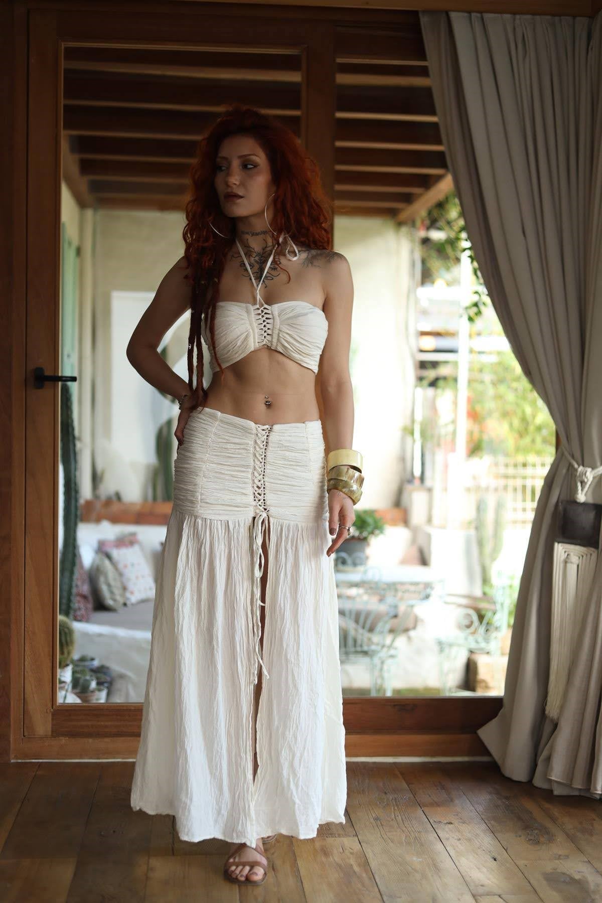 Ekru Brit Detaylı Yırtmaçlı Drapeli Bohem Etek