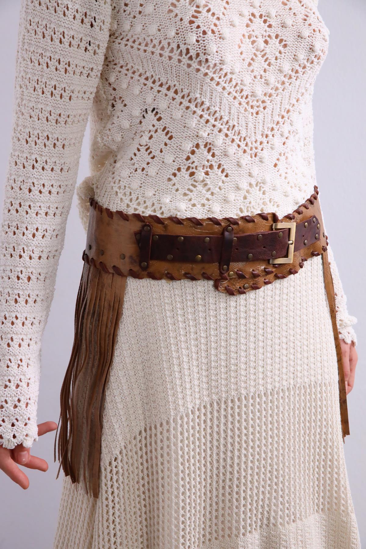 Kahverengi Püsküllü Deri Kemer - Şaman Butik Kahverengi Püsküllü Deri Kemer