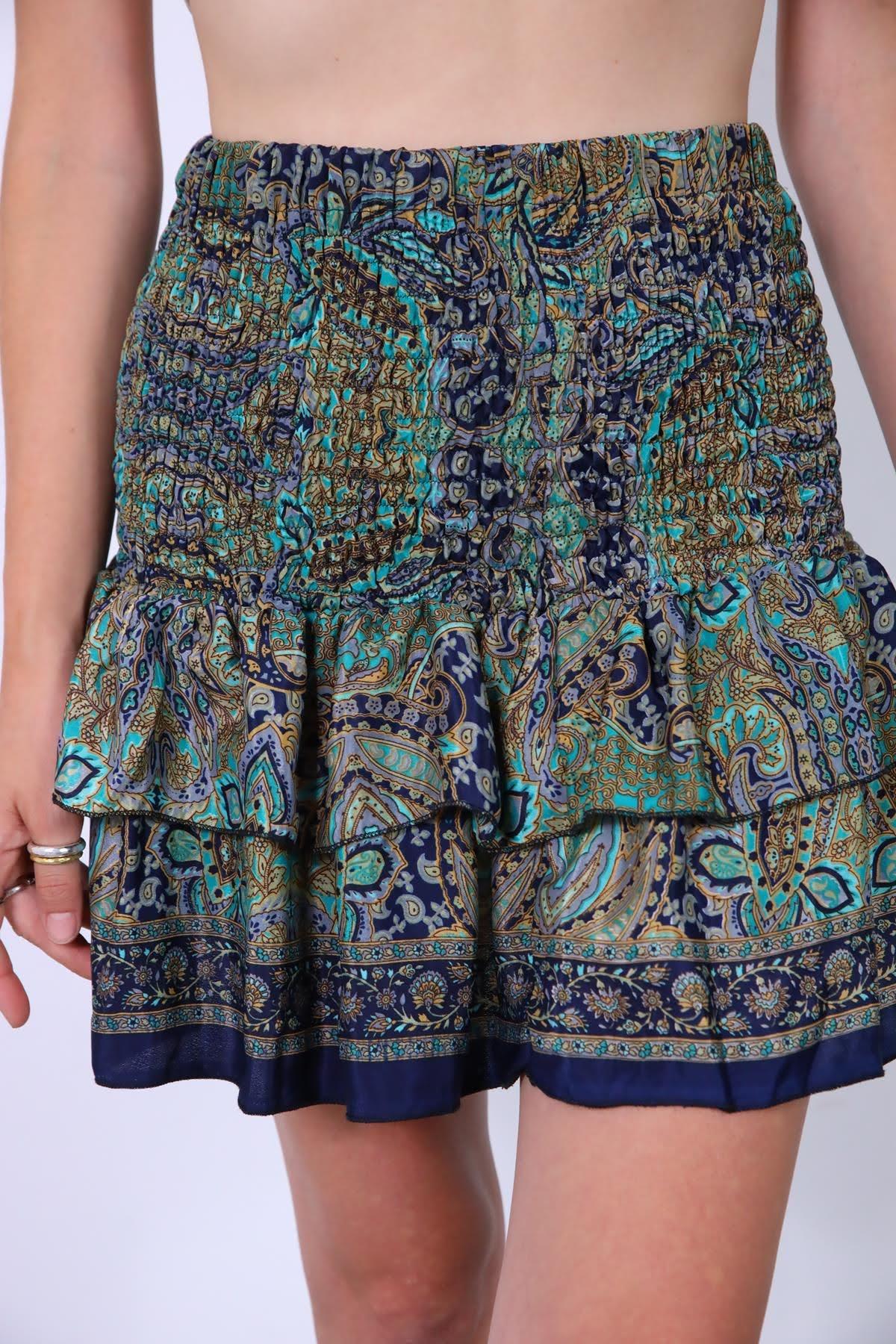 Lacivert Desenli Beli Gipeli Kat Kat İpek Etek - Şaman Butik Lacivert Desenli Beli Gipeli Kat Kat İpek Etek